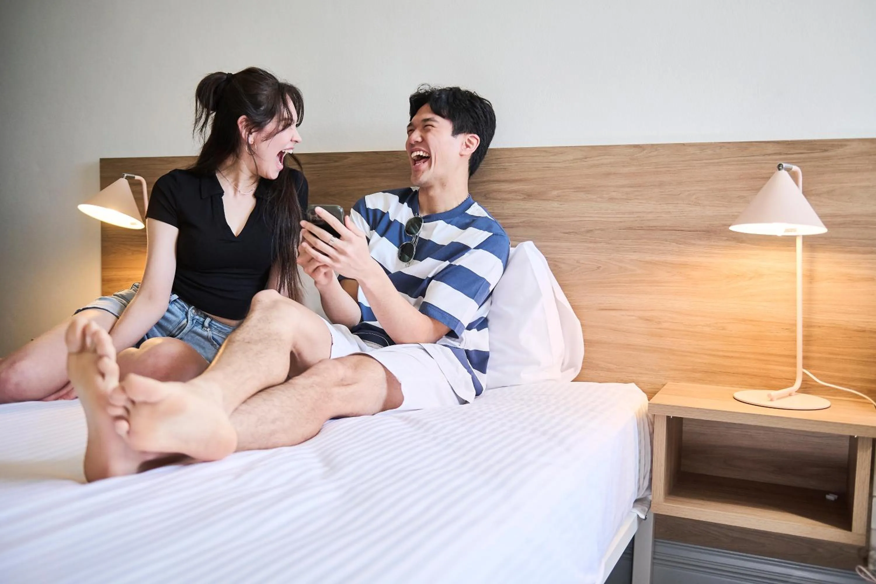 Property building, Bed in The Pacific House