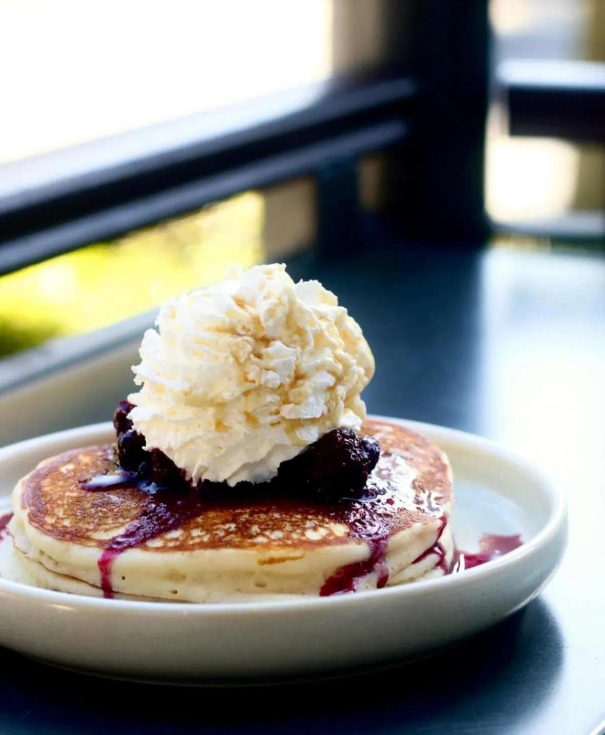 Lounge or bar in The Pacific House