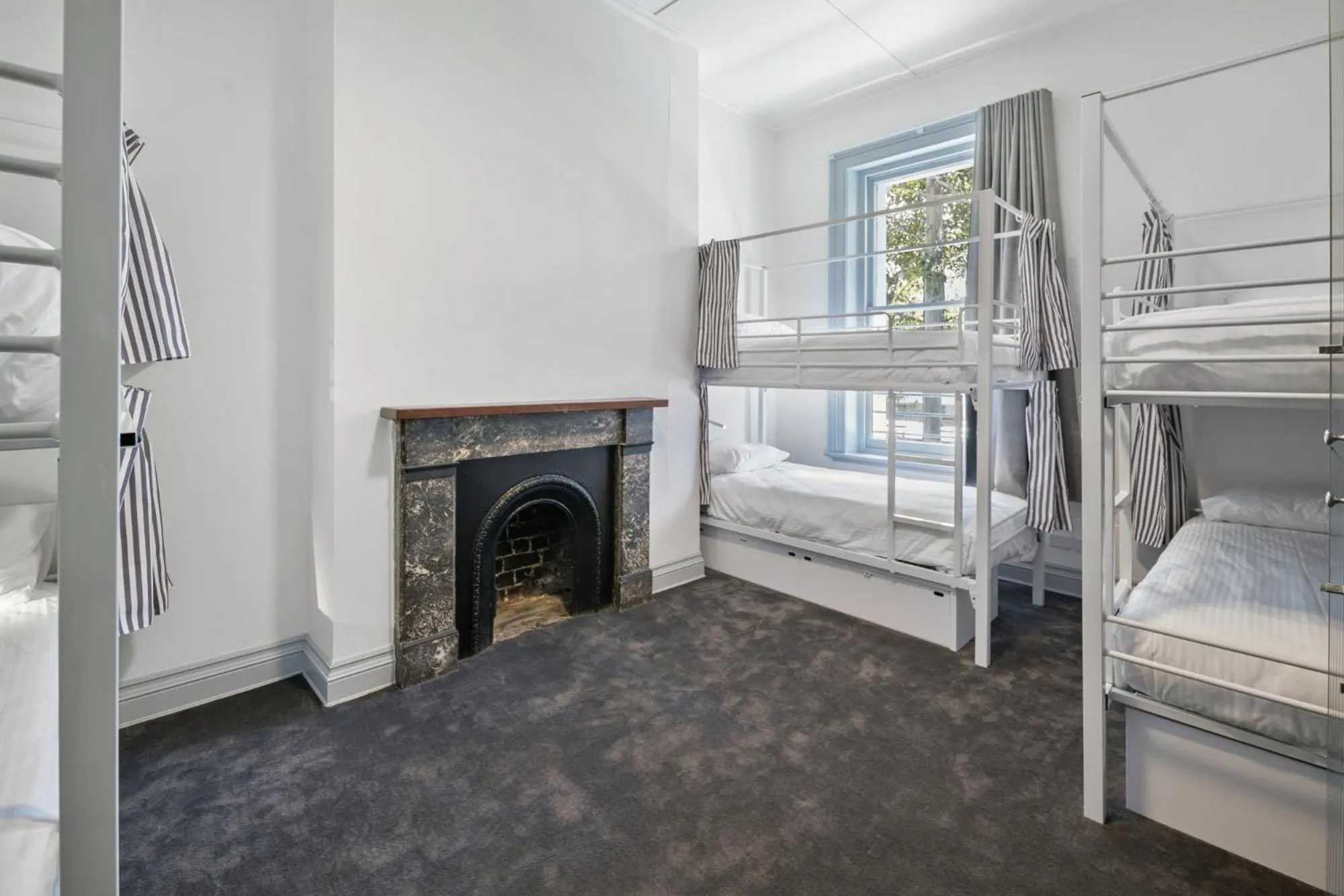 Photo of the whole room, Bed in The Pacific House