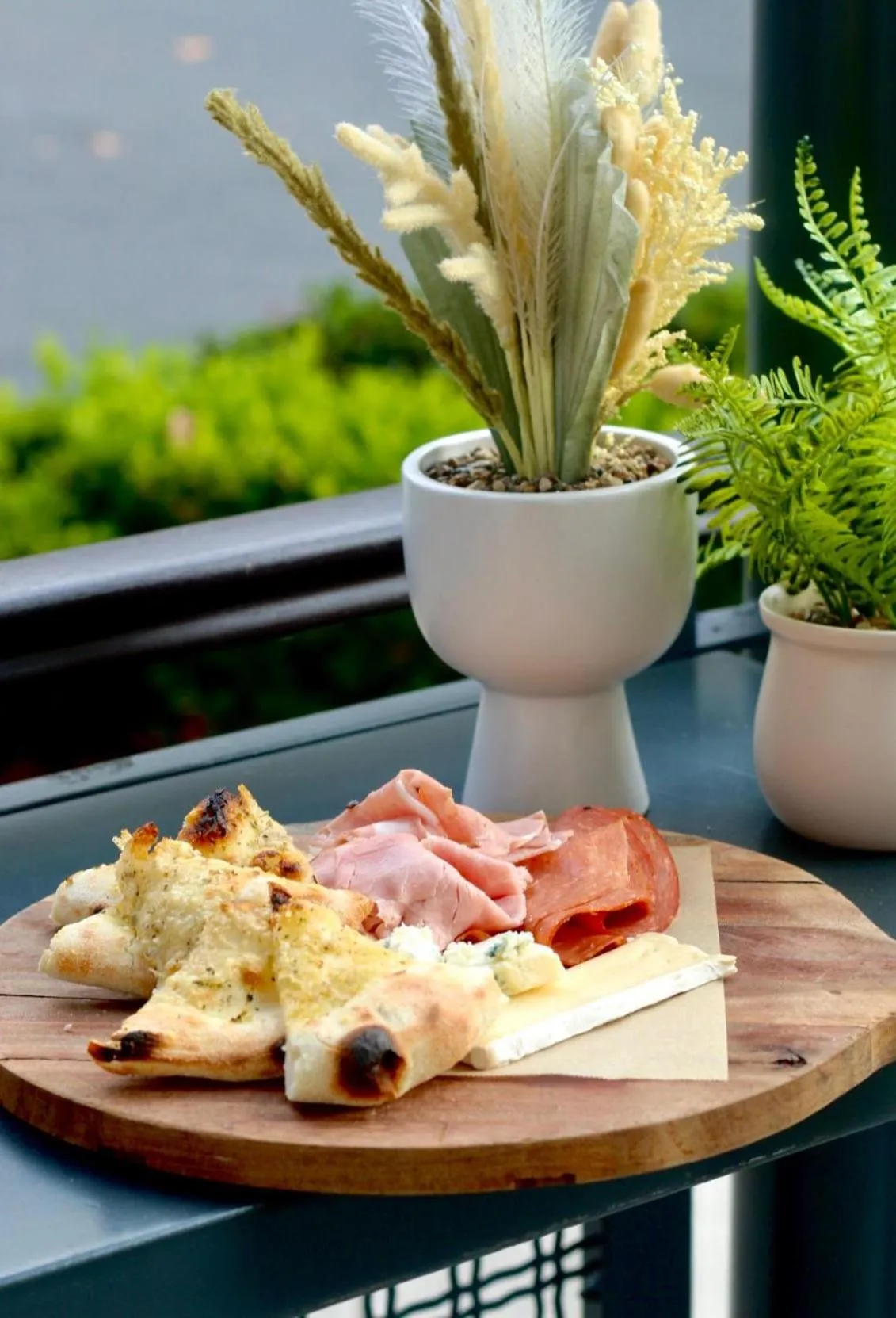 Lounge or bar in The Pacific House