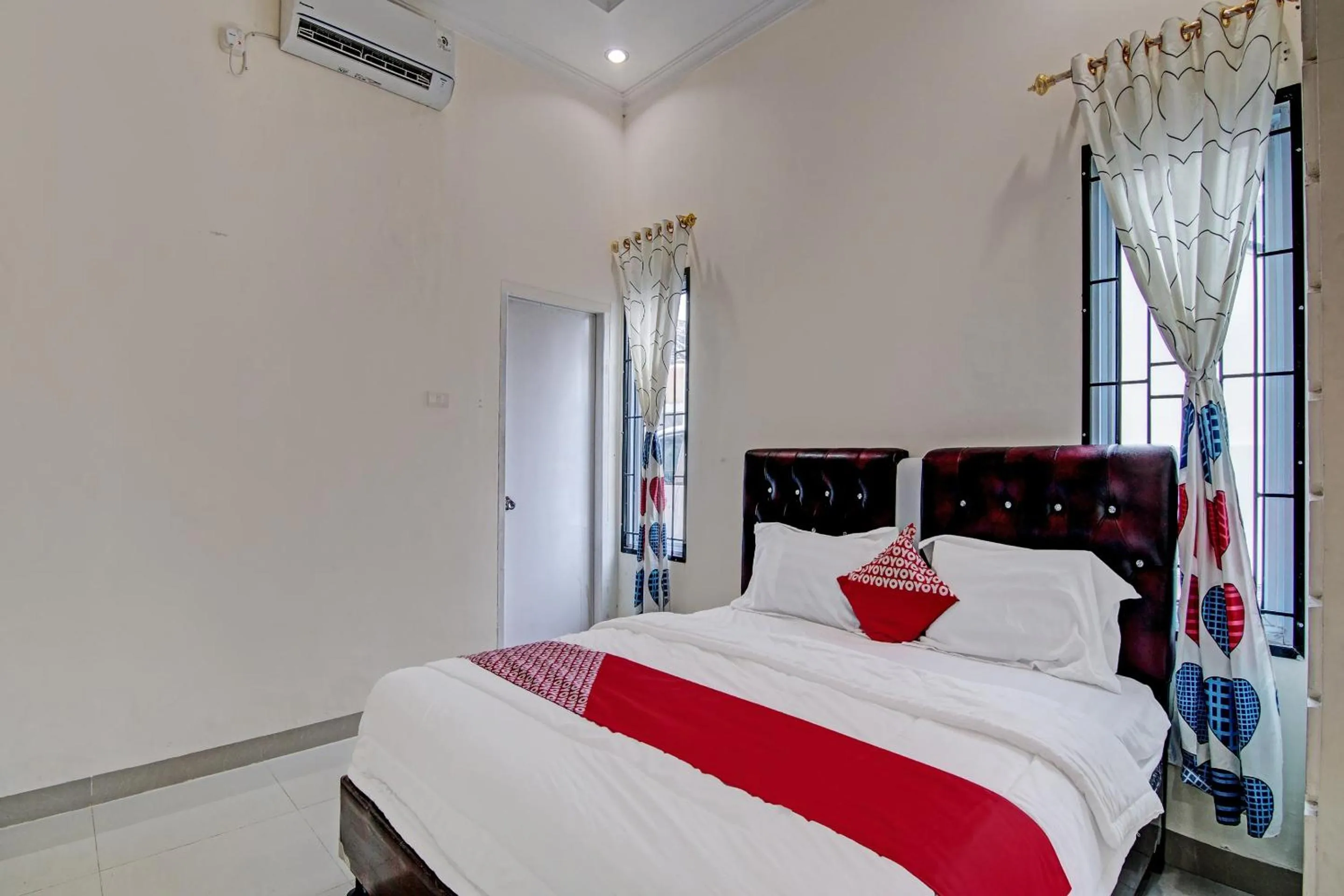 Bedroom, Bed in Hotel O Timur Raya Homestay Syariah