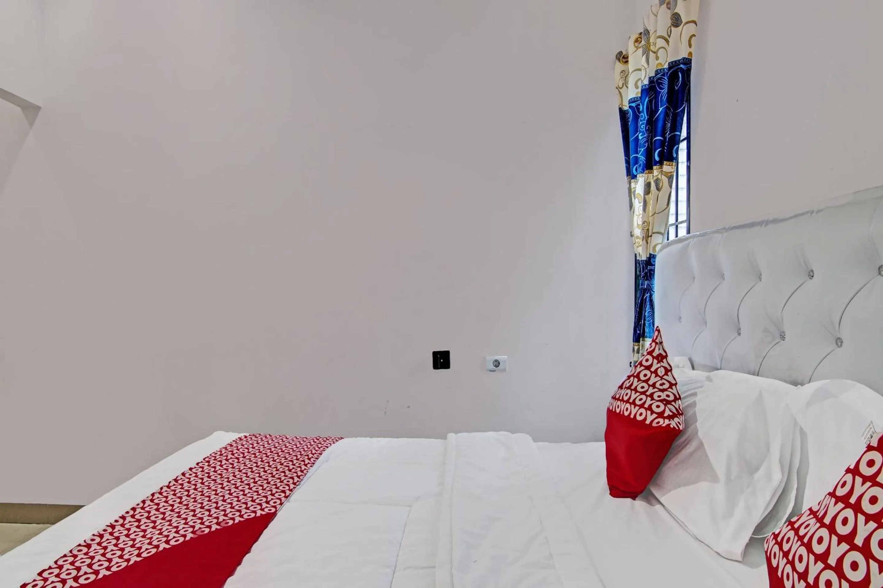 Bedroom, Bed in Hotel O Timur Raya Homestay Syariah