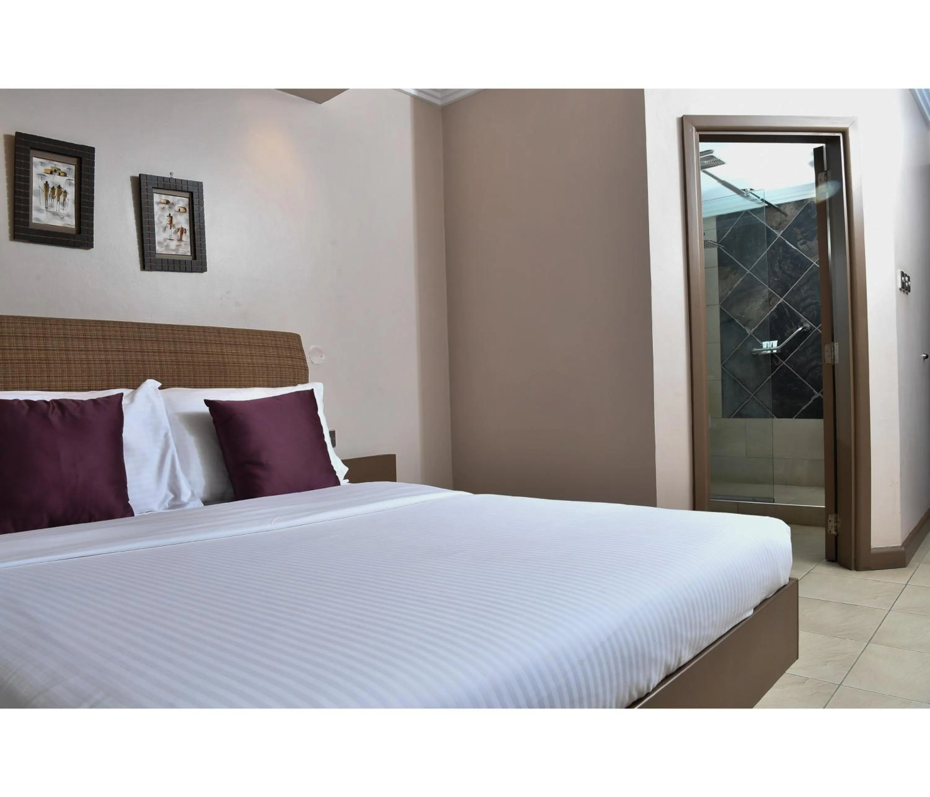 Bed in Hillpark Hotel