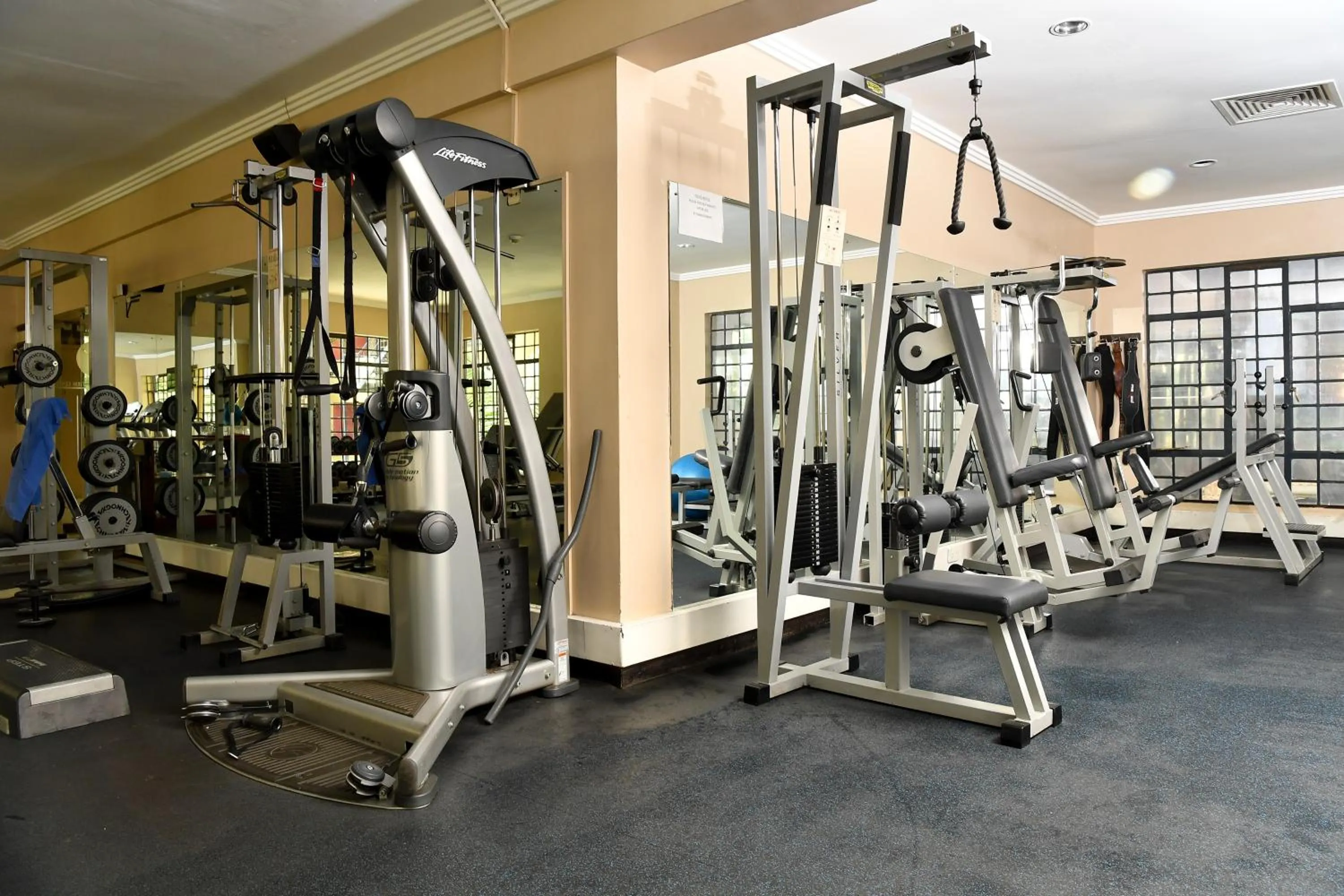 Fitness centre/facilities in Hillpark Hotel