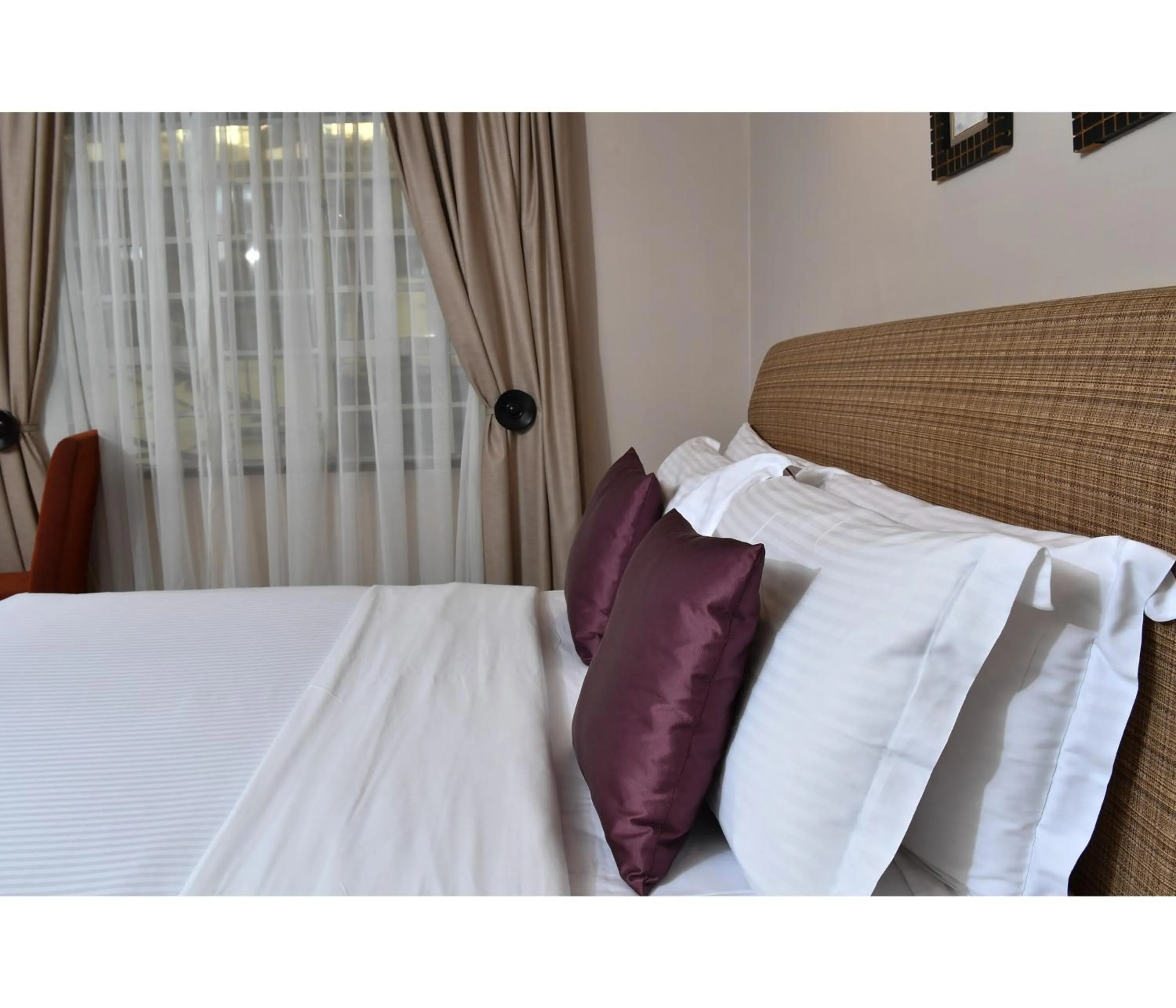 Bed in Hillpark Hotel