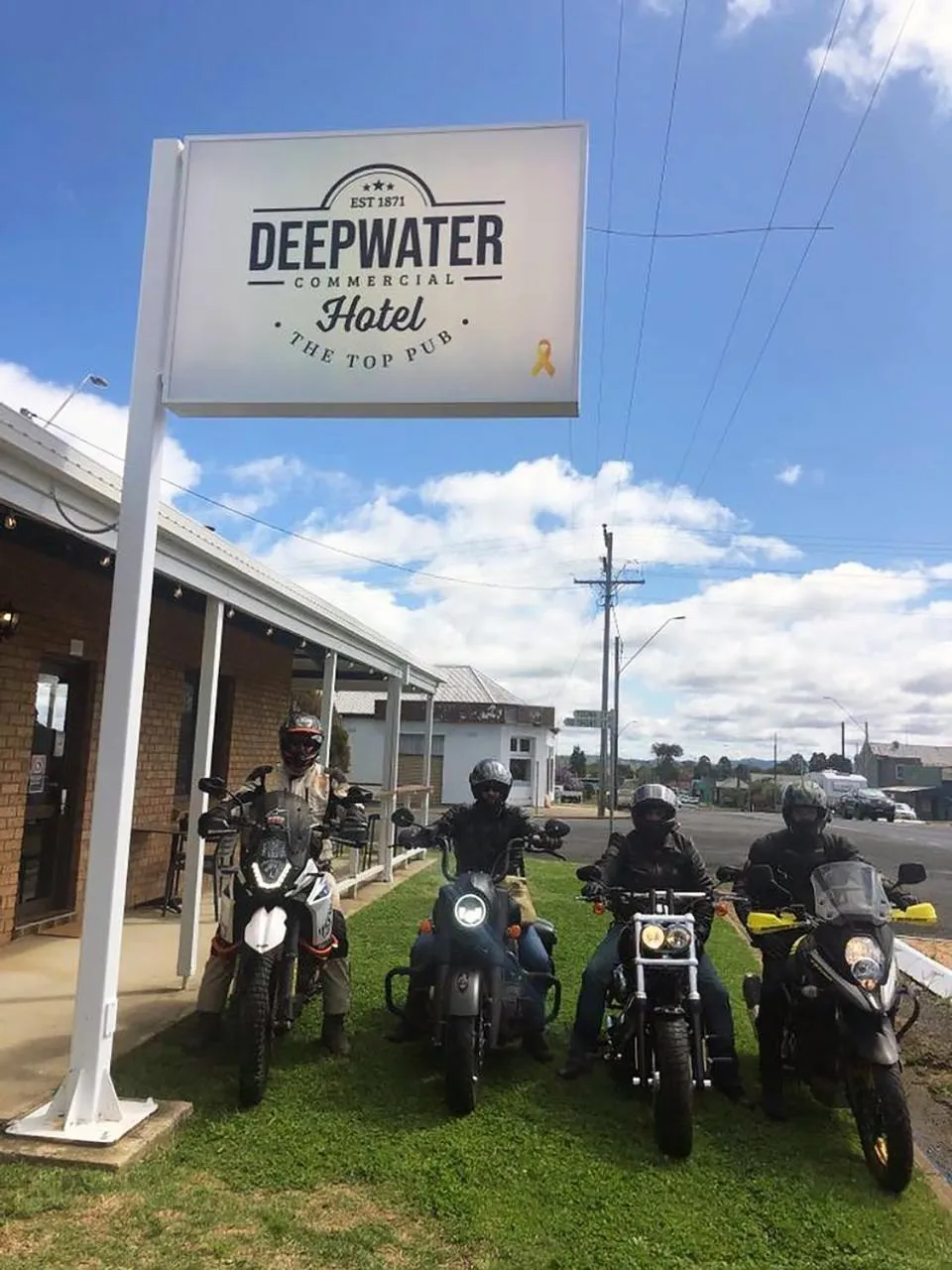 Restaurant/places to eat in Deepwater Hotel