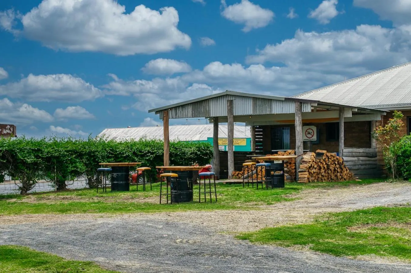 Garden in Deepwater Hotel