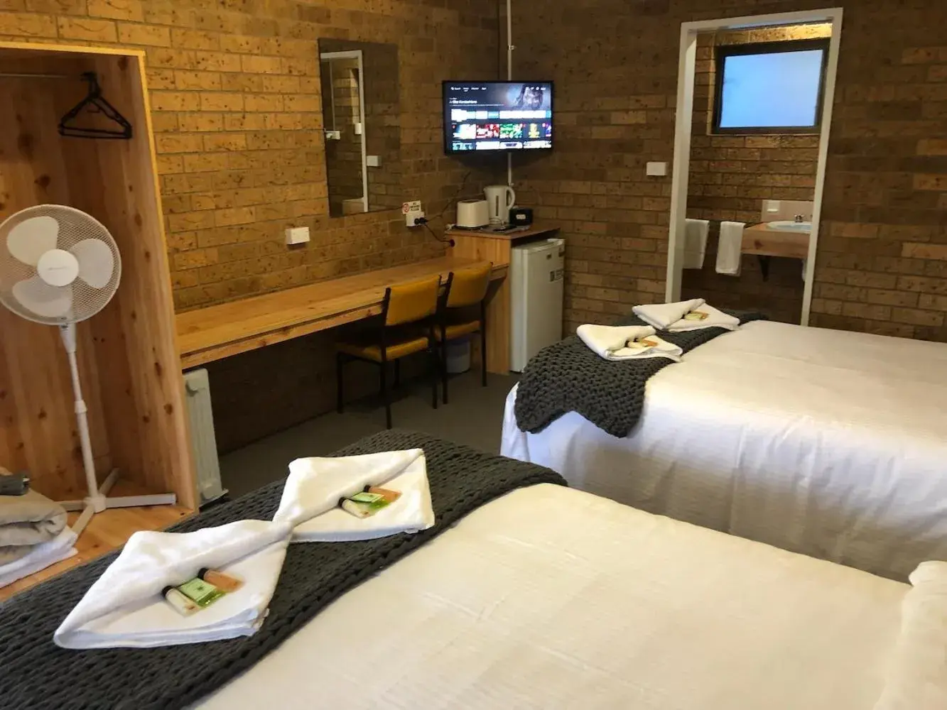 Double or Twin Room with Private Bathroom in Deepwater Hotel Double or Twin Room with Private Bathroom in Deepwater Hotel