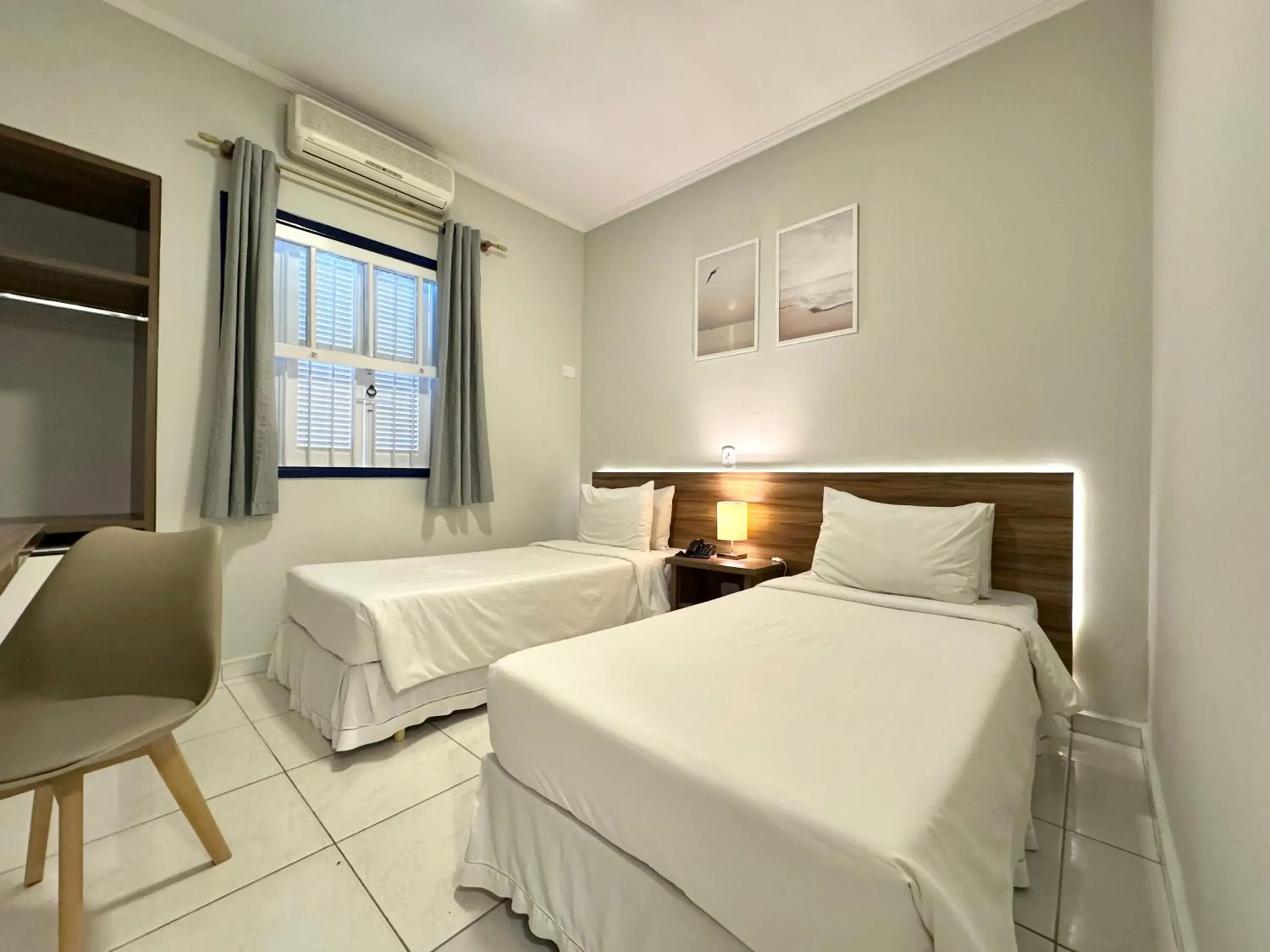 Standard Twin Room in Hotel Arrastão Standard Twin Room in Hotel Arrastão