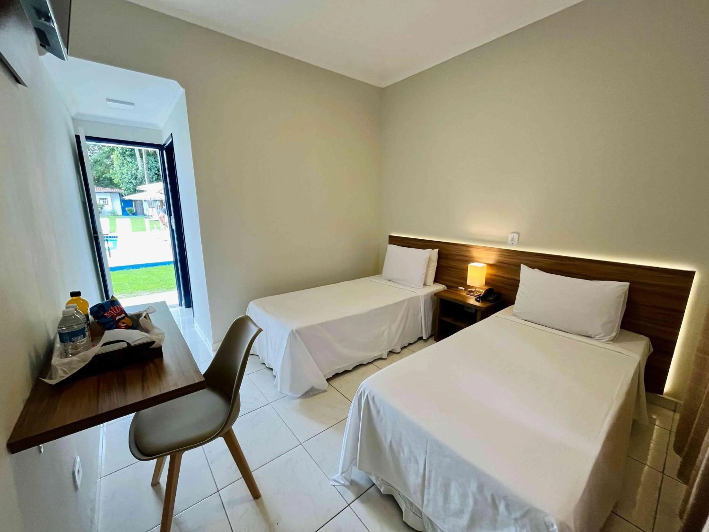 Bedroom, Bed in Hotel Arrastão