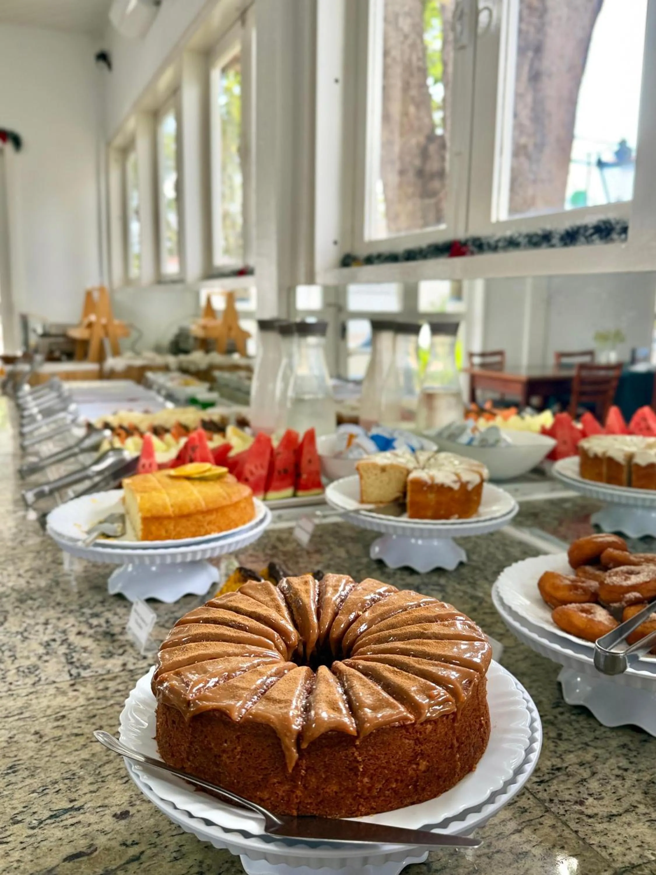 Breakfast in Hotel Arrastão
