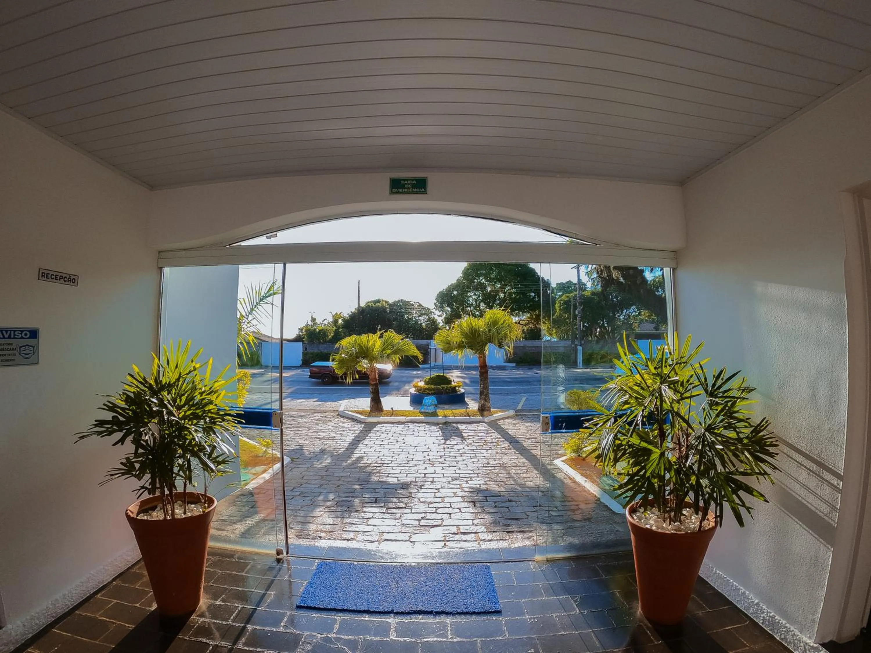 Property building in Hotel Arrastão