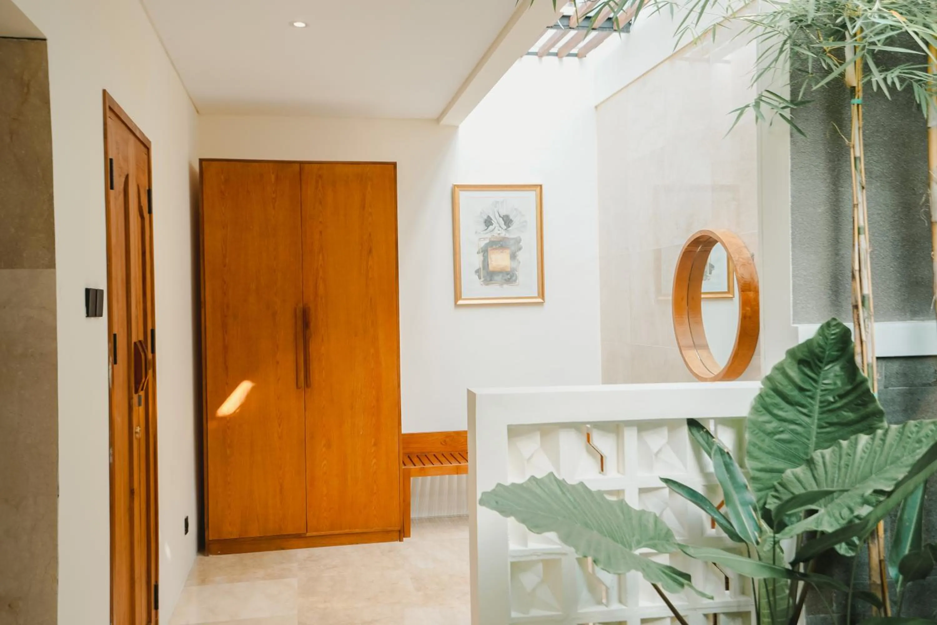 wardrobe in Villa Bulan Bali