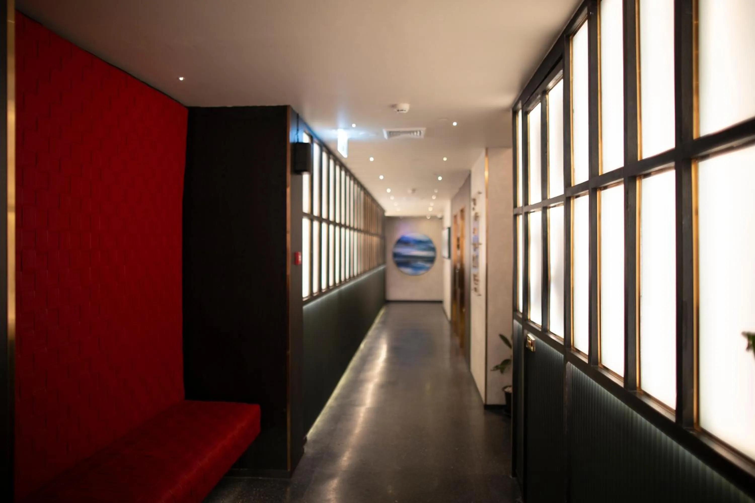 Lobby or reception in The Gravitique Hotel Khaosan