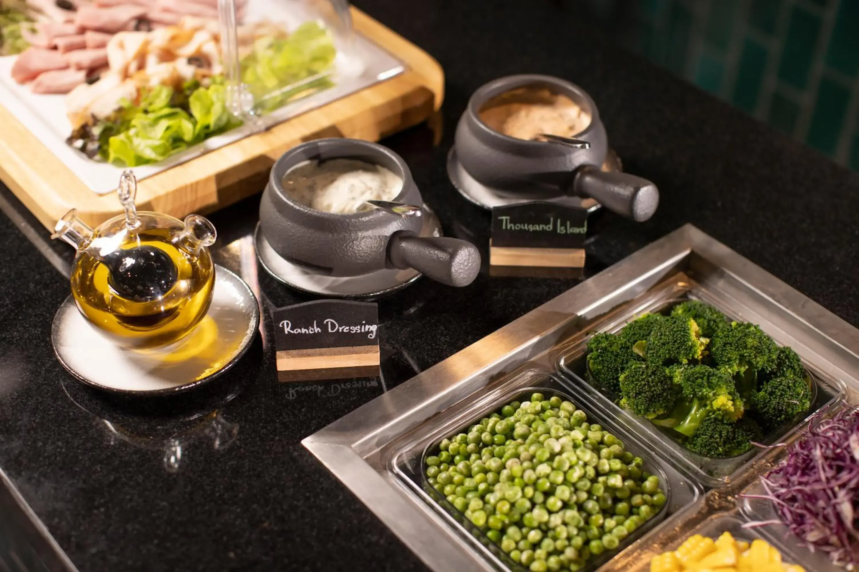 Breakfast in The Gravitique Hotel Khaosan Breakfast in The Gravitique Hotel Khaosan