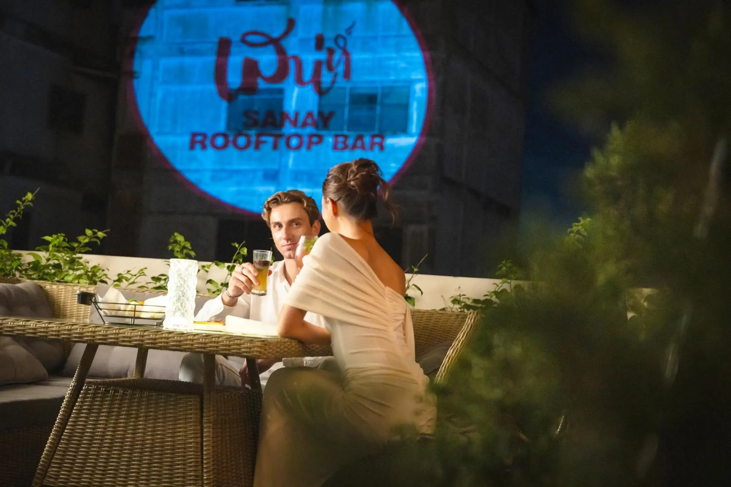 Restaurant/places to eat in The Gravitique Hotel Khaosan Restaurant/places to eat in The Gravitique Hotel Khaosan