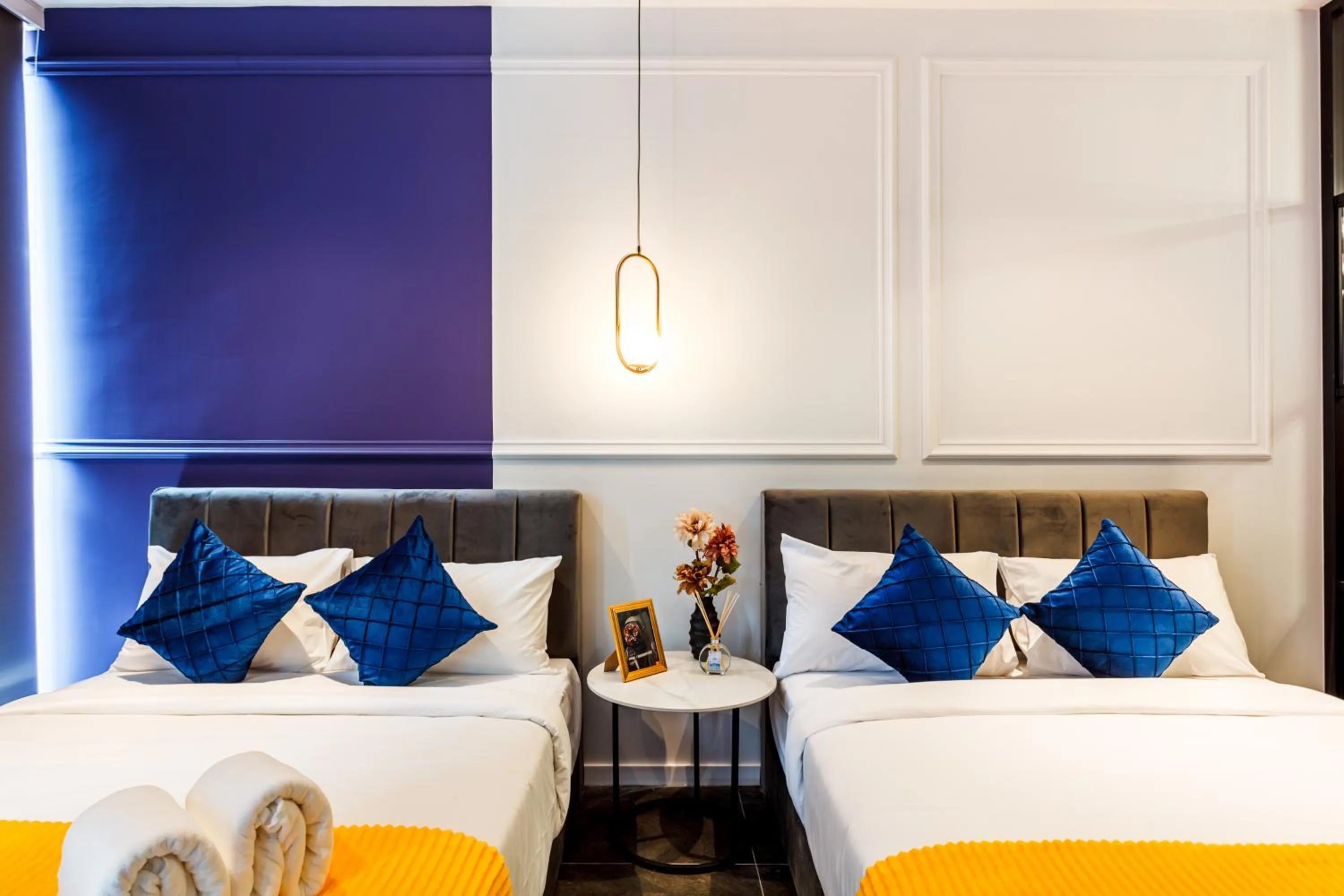 Bed in Scarletz Suites KLCC by Mana-Mana