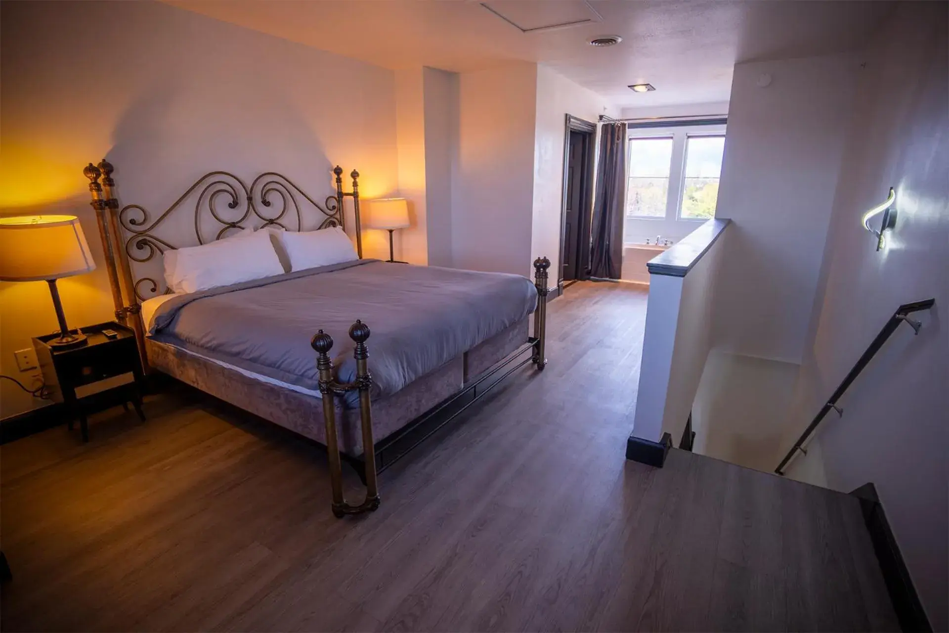 Bed in Nuk's Executive Suites Bed in Nuk's Executive Suites