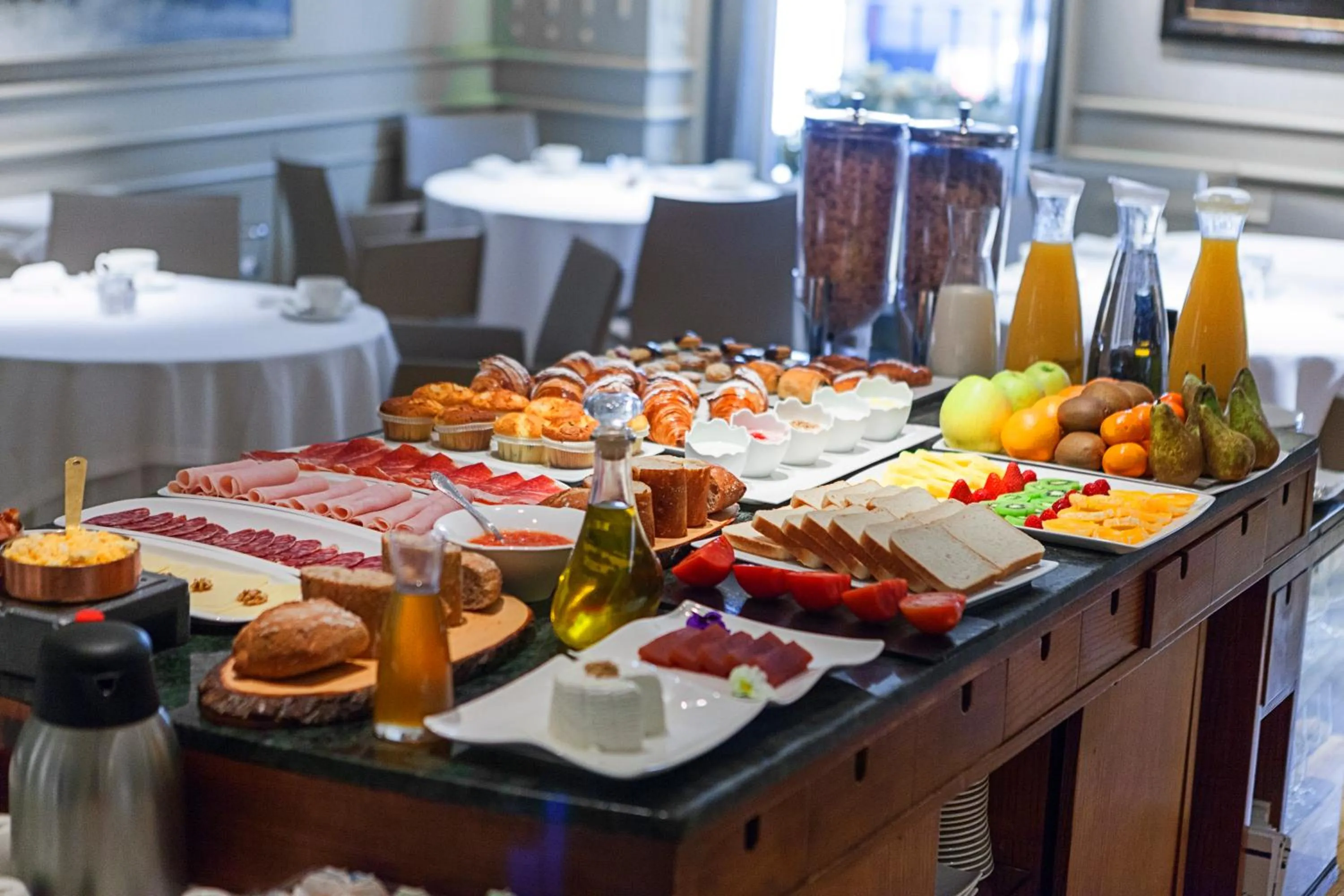 Buffet breakfast in Habitus Hotel Europa