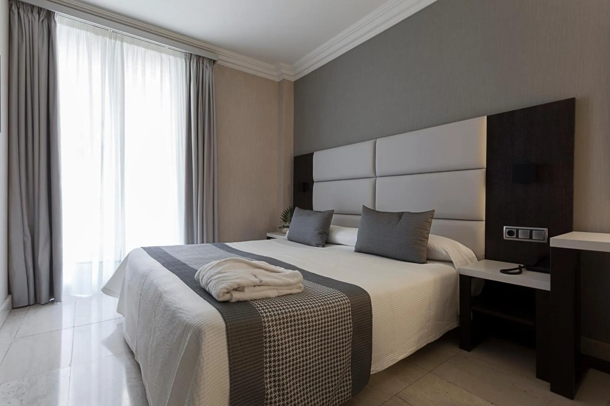 Bedroom, Bed in Habitus Hotel Europa