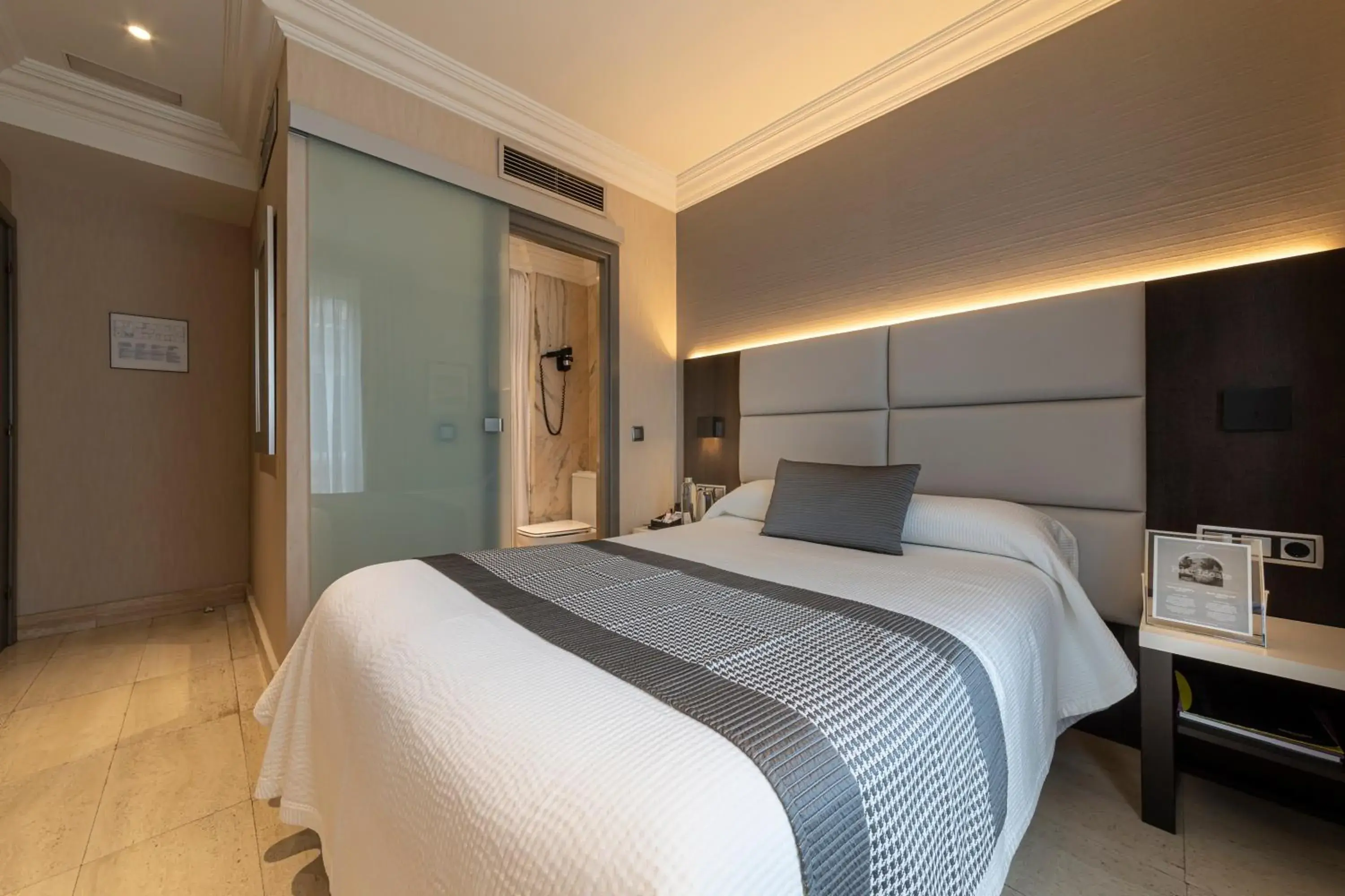 Bed in Habitus Hotel Europa Bed in Habitus Hotel Europa