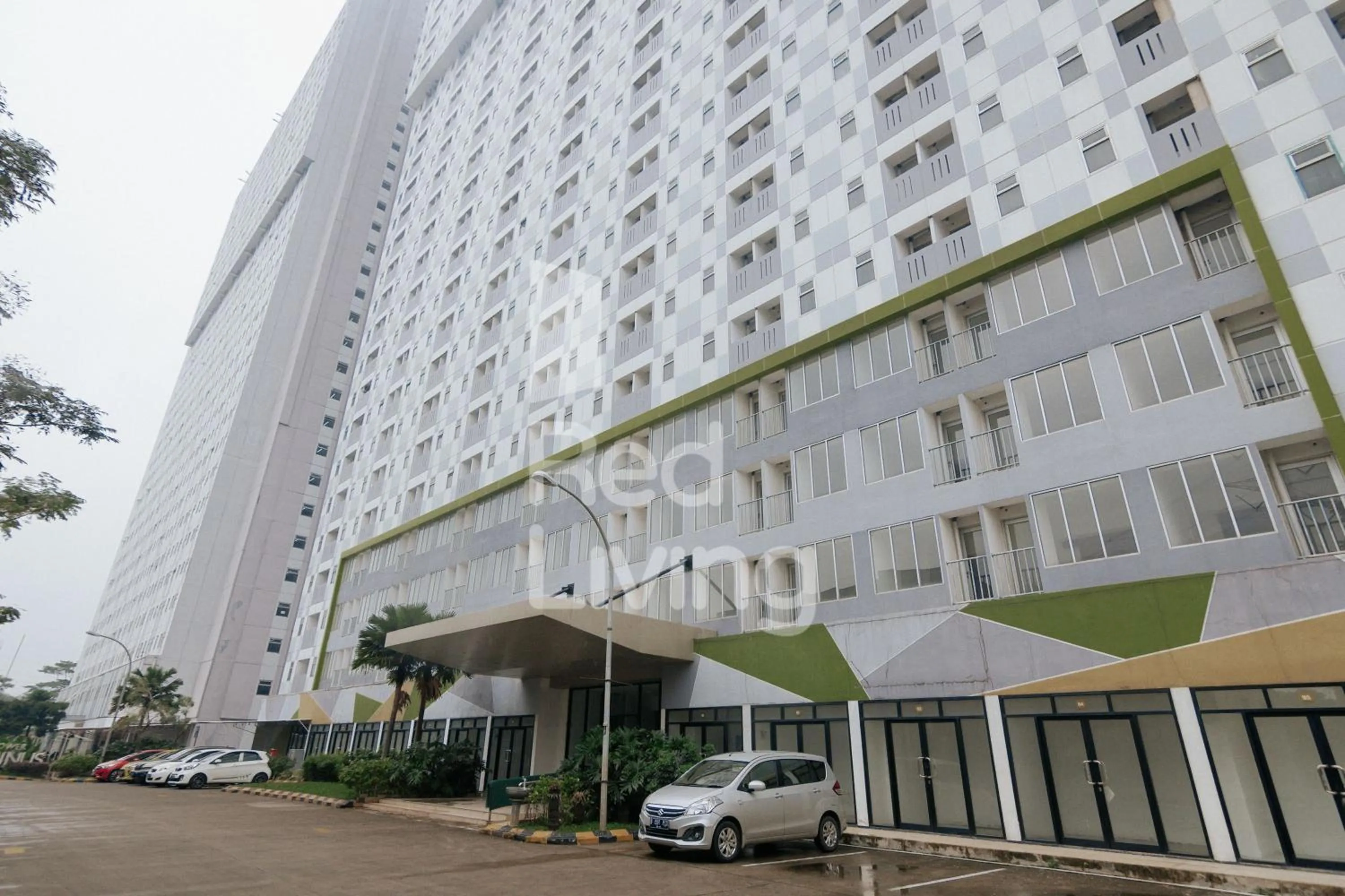 Property building in RedLiving Apartemen Gunung Putri Square - TOP Room