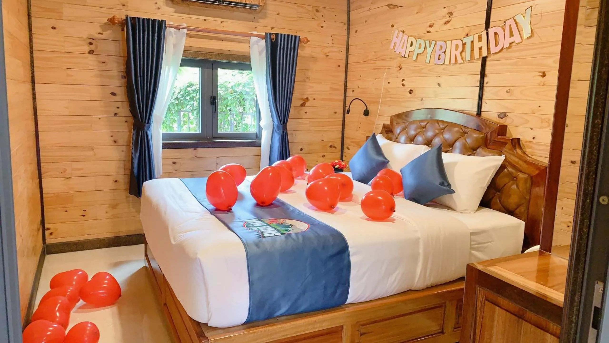 Bed in Resort Hàng Dương