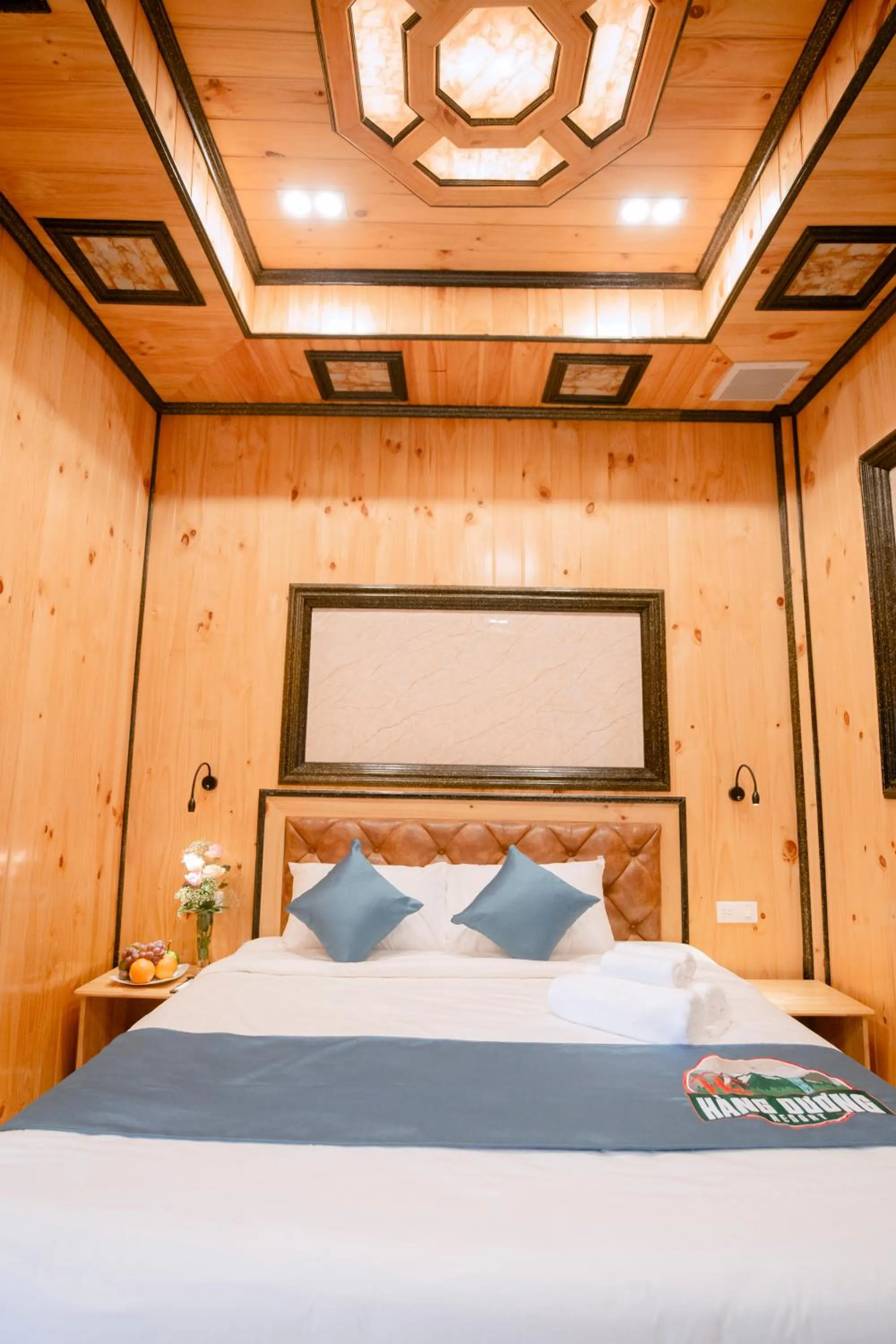 Bed in Resort Hàng Dương