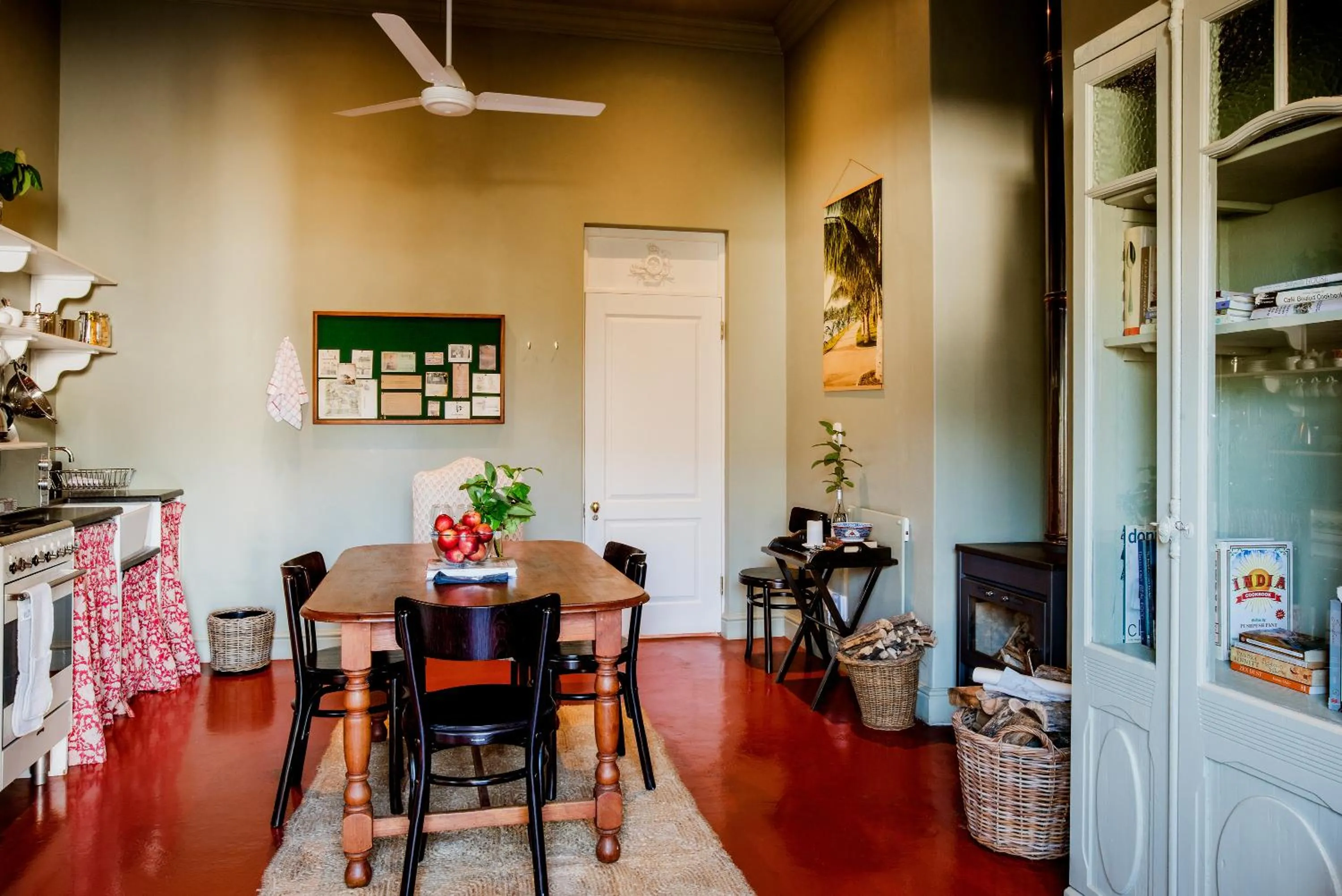 Kitchen or kitchenette in Dorp Hotel