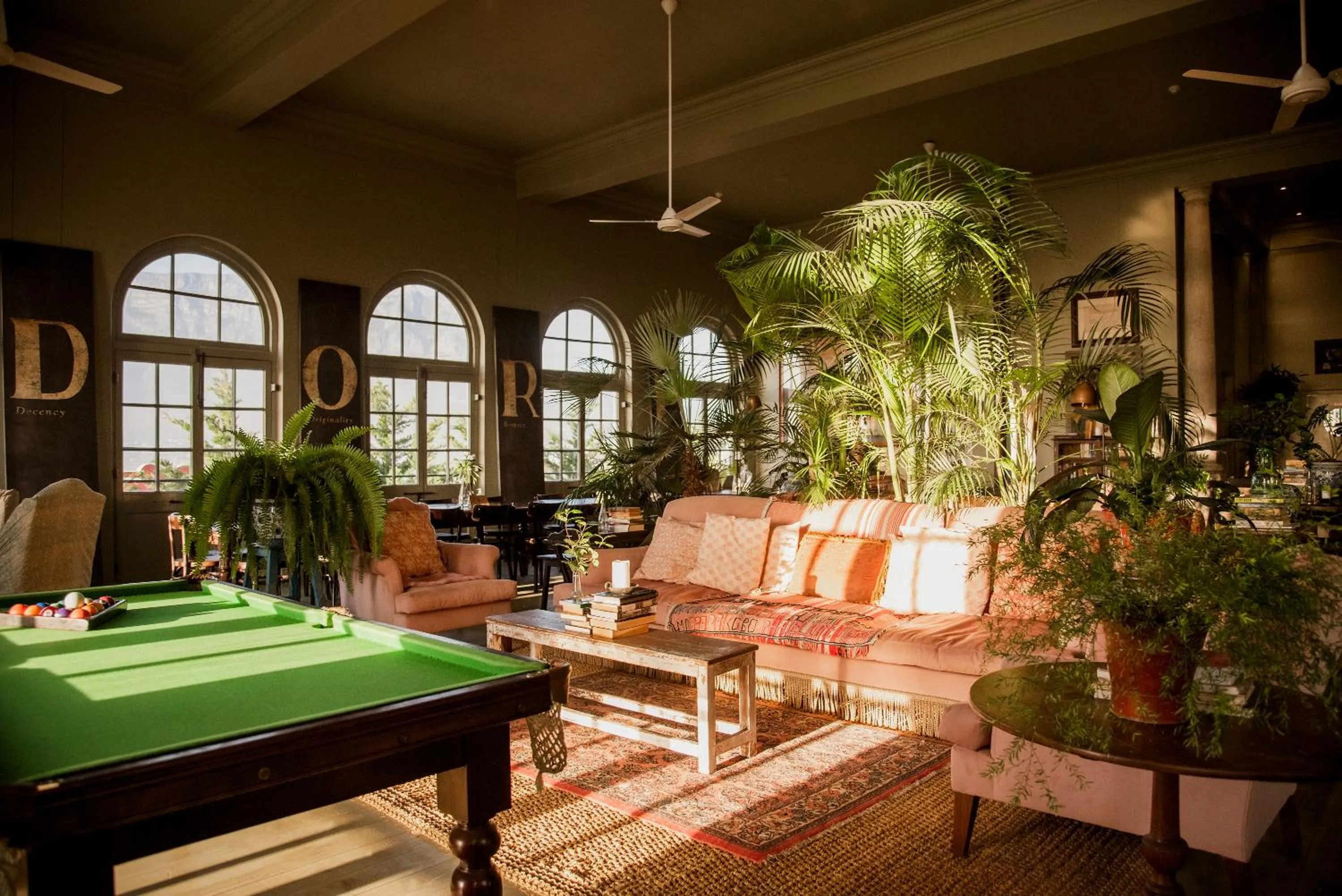 Restaurant/places to eat in Dorp Hotel