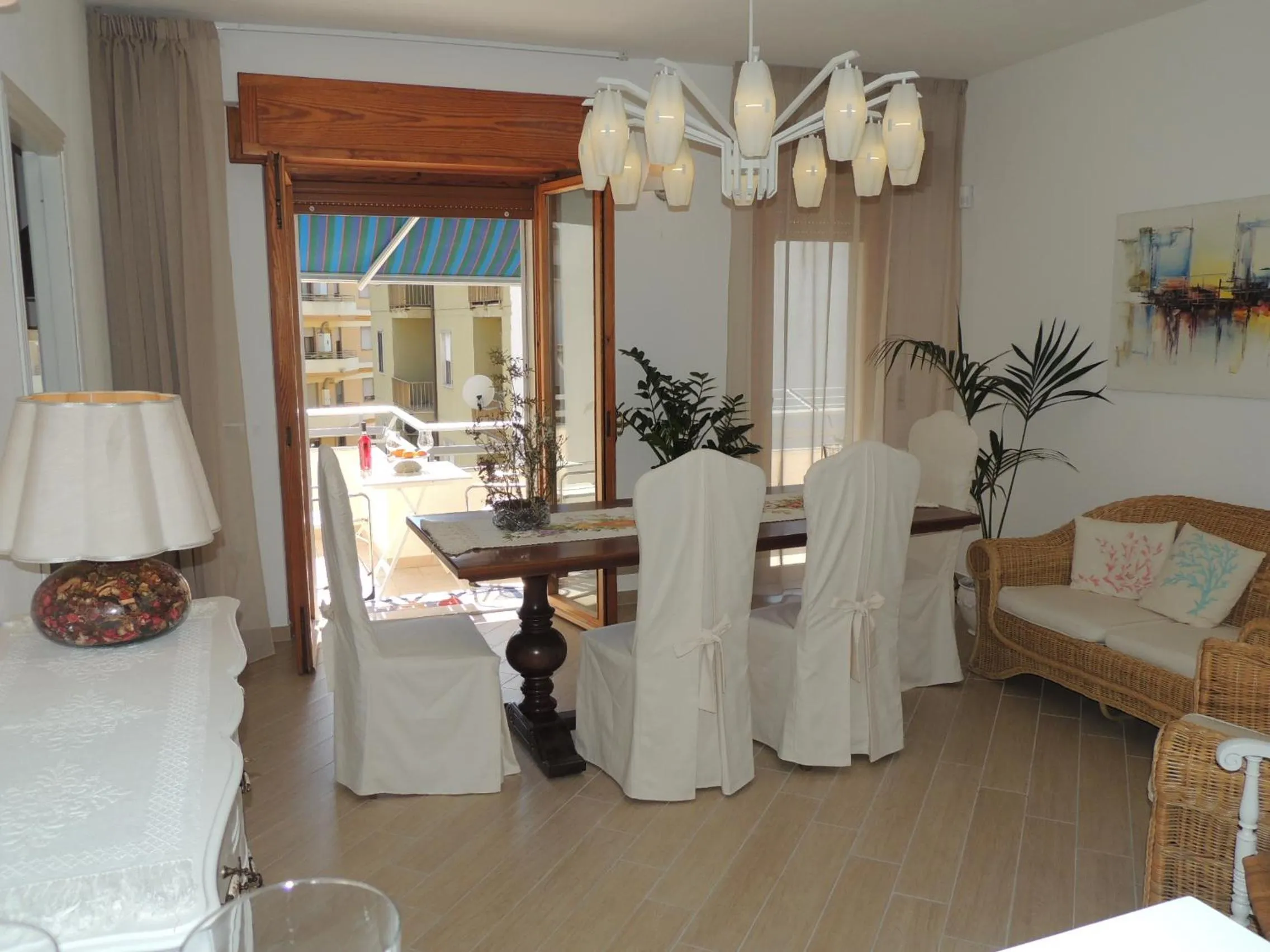 Living room in Camera con Vista