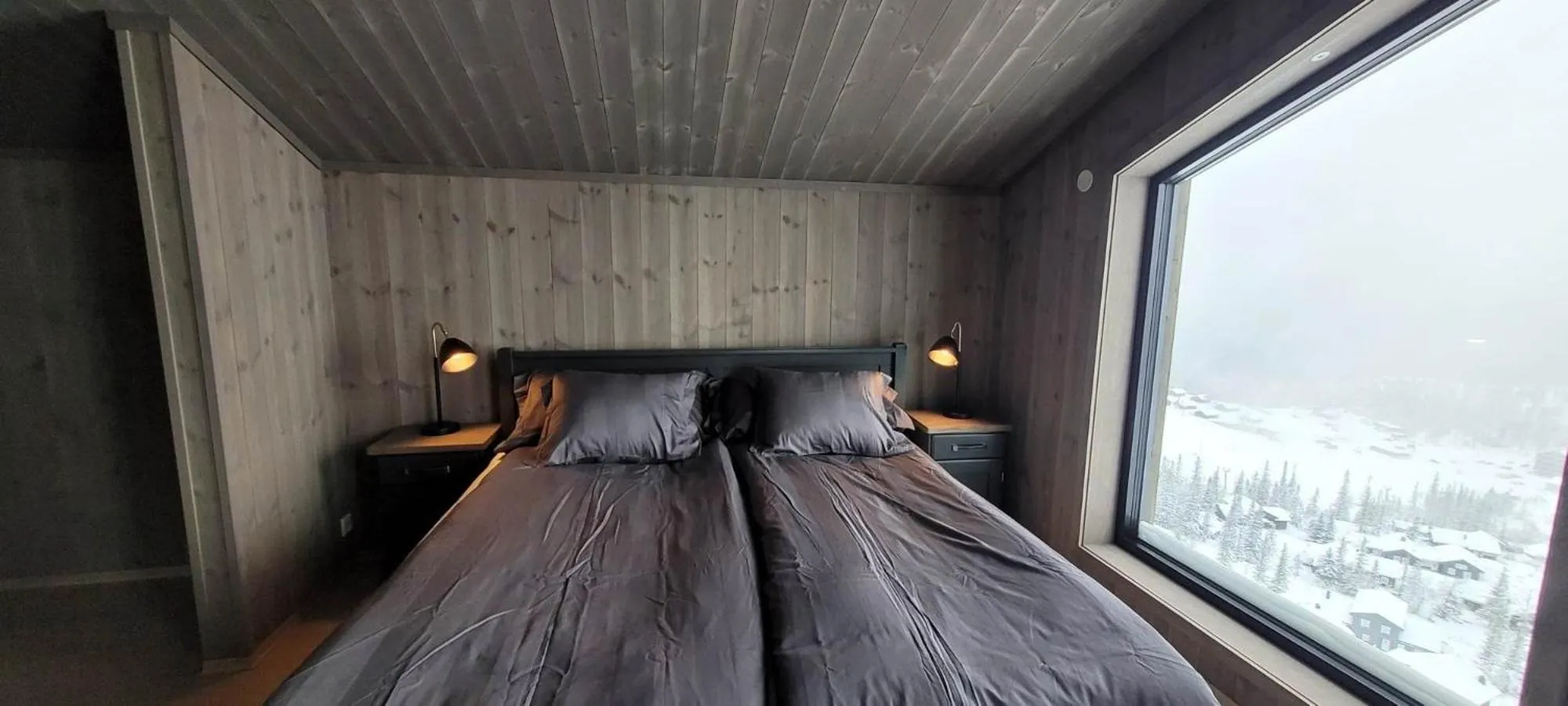 Bed in Gausta Residence