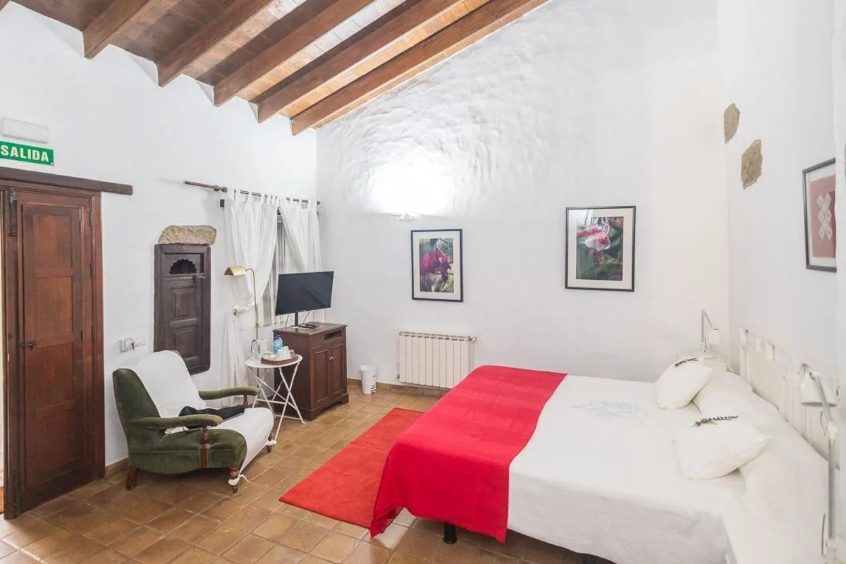 Bed in GuestReady - Hotel Rural Las Calas