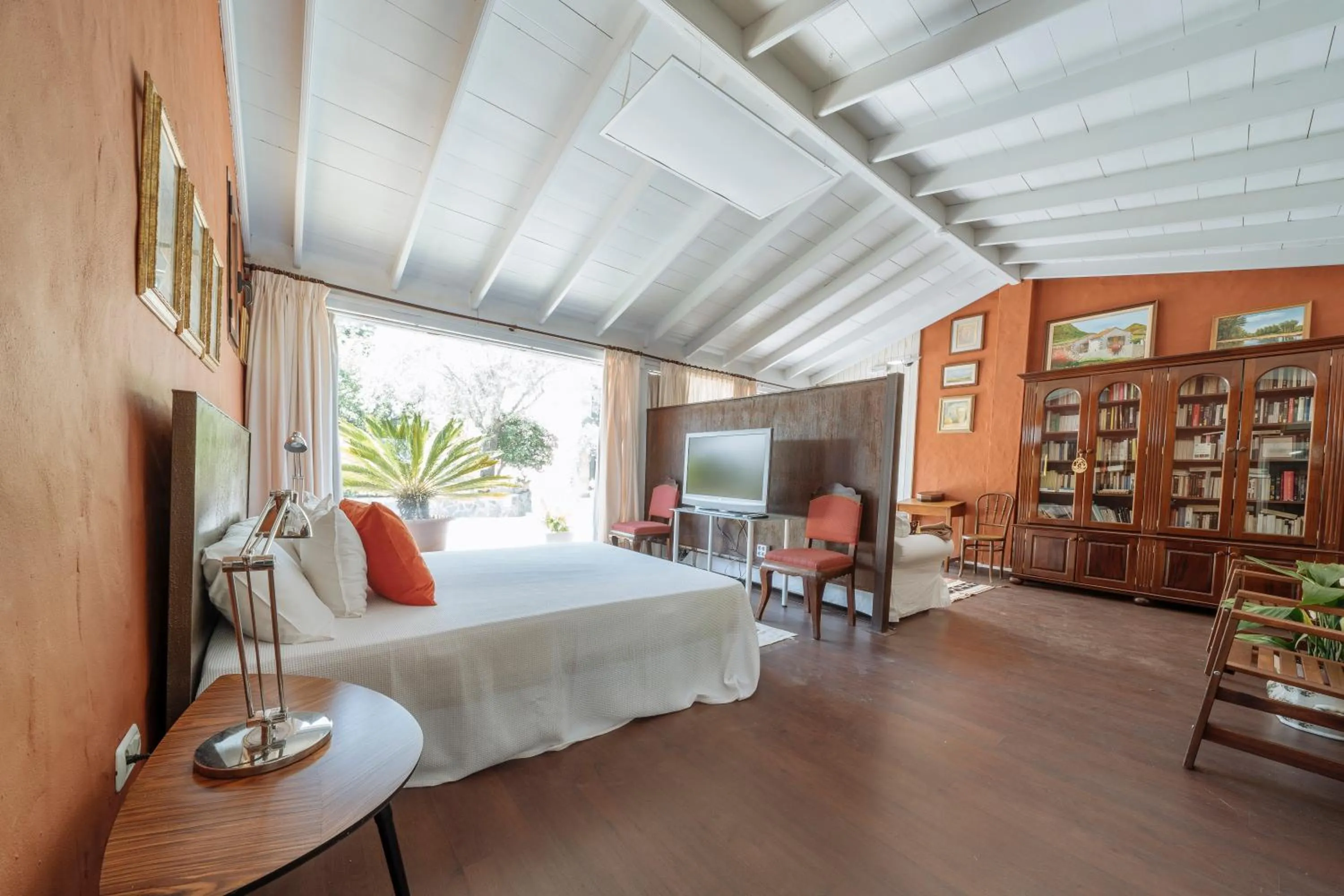 Photo of the whole room, Bed in Hotel Rural Las Calas