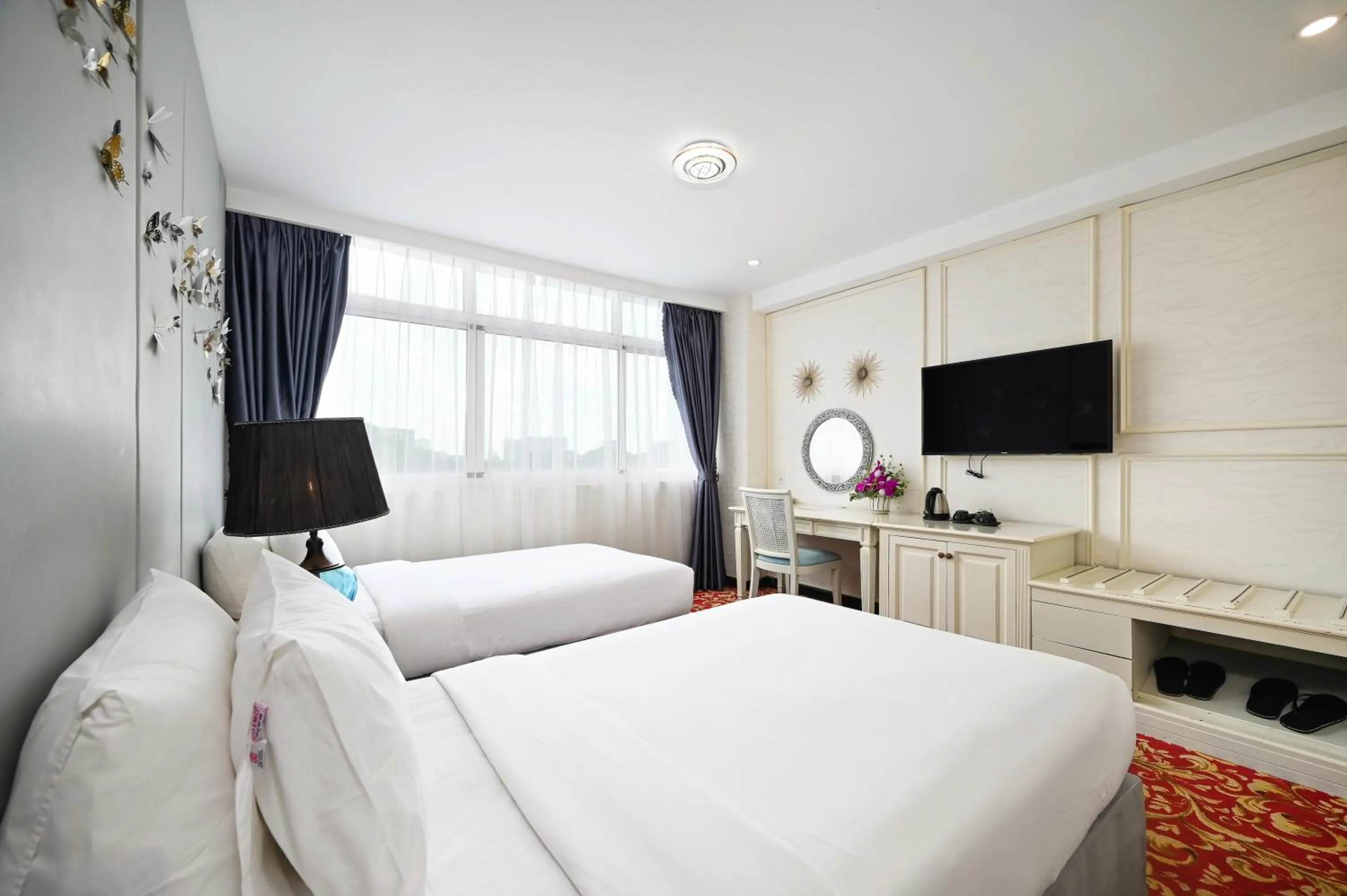 Bedroom, Bed in California Saigon Hotel & Rooftop Pool