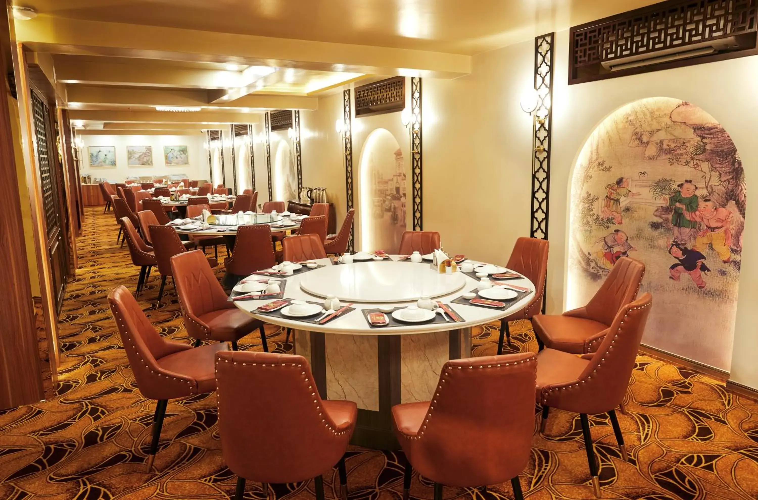 Restaurant/places to eat in California Saigon Hotel & Rooftop Pool Restaurant/places to eat in California Saigon Hotel & Rooftop Pool