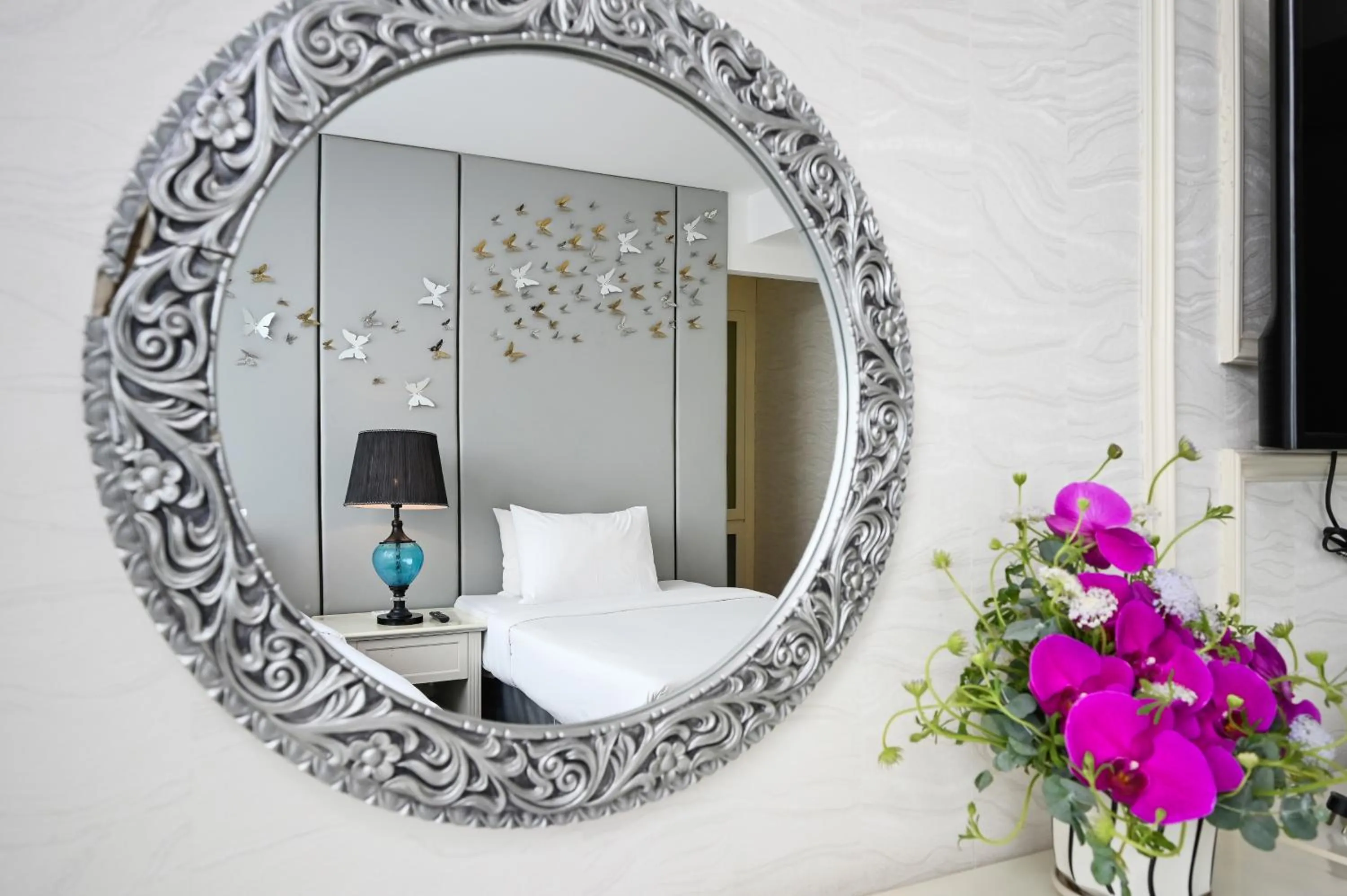 Decorative detail in California Saigon Hotel & Rooftop Pool