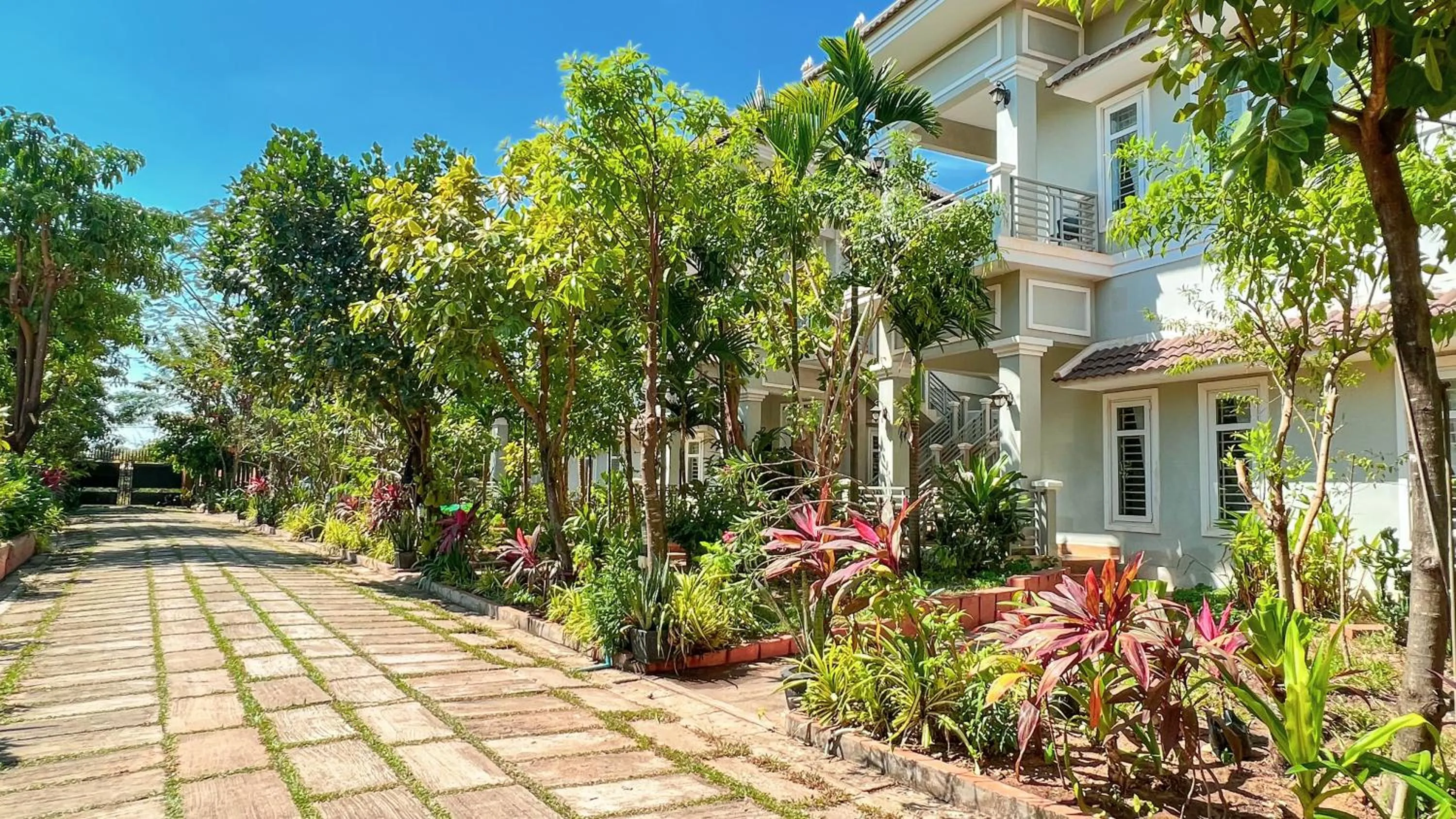 Garden view in SANNA VILLA Residence