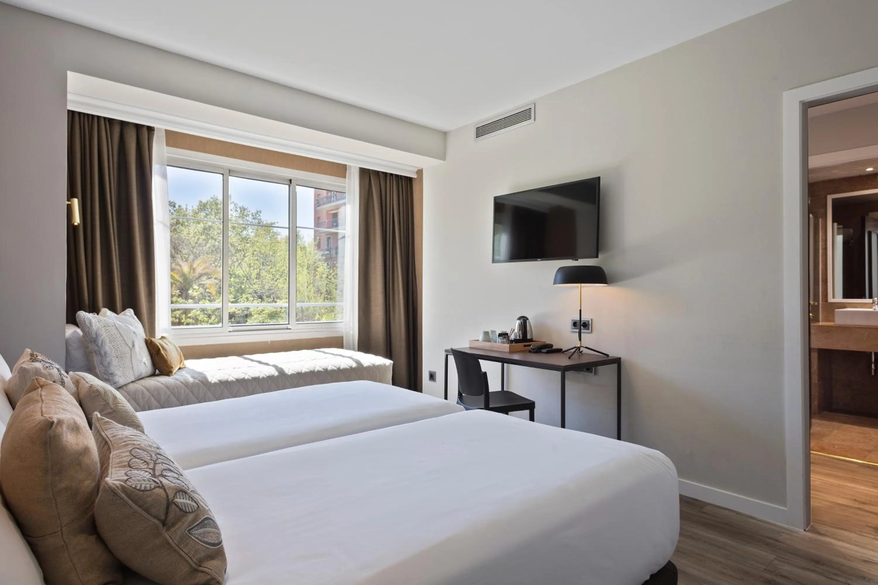 Bed in Acta Splendid