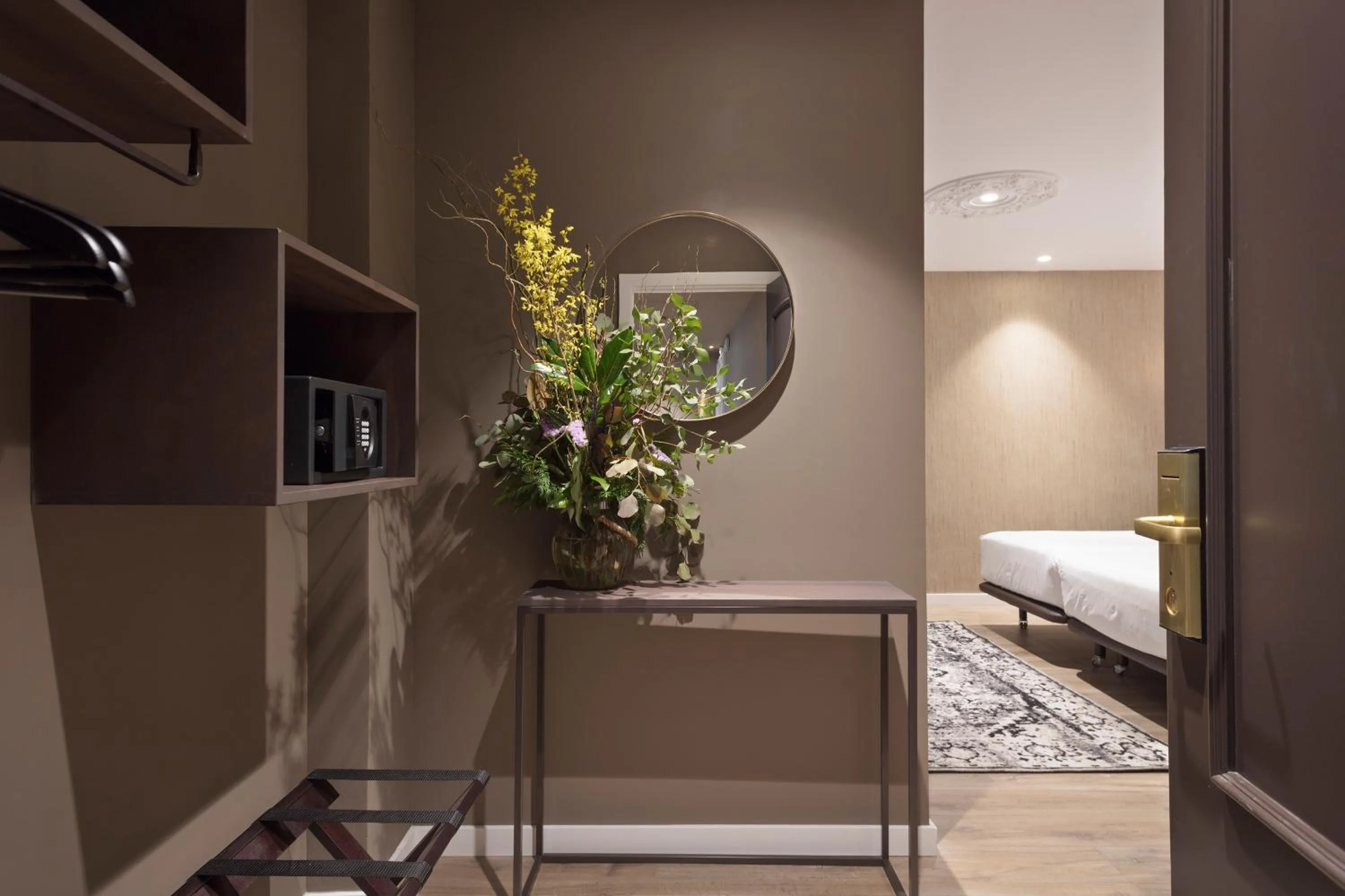 Decorative detail, Bed in Acta Splendid