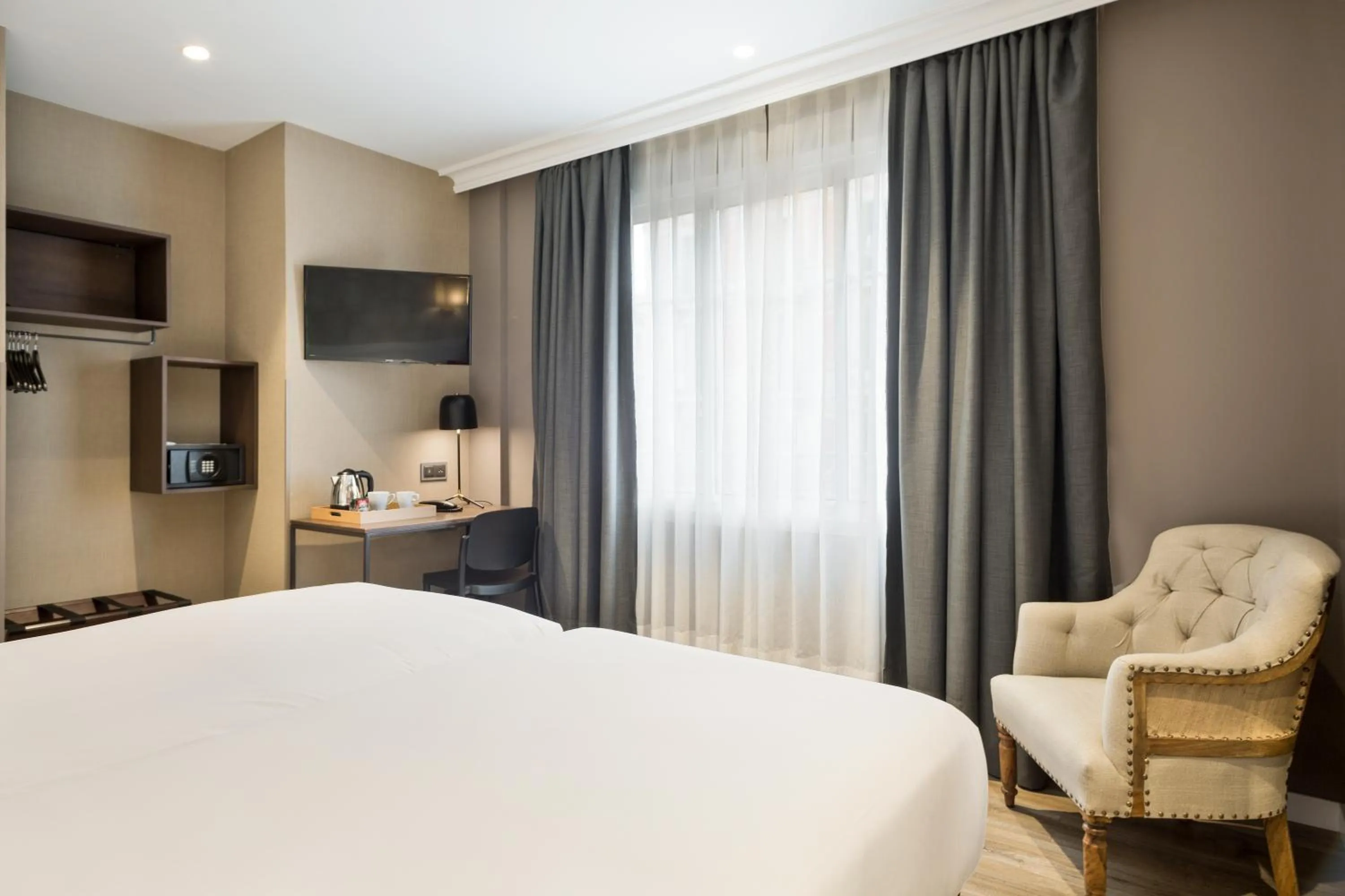 Bed in Acta Splendid