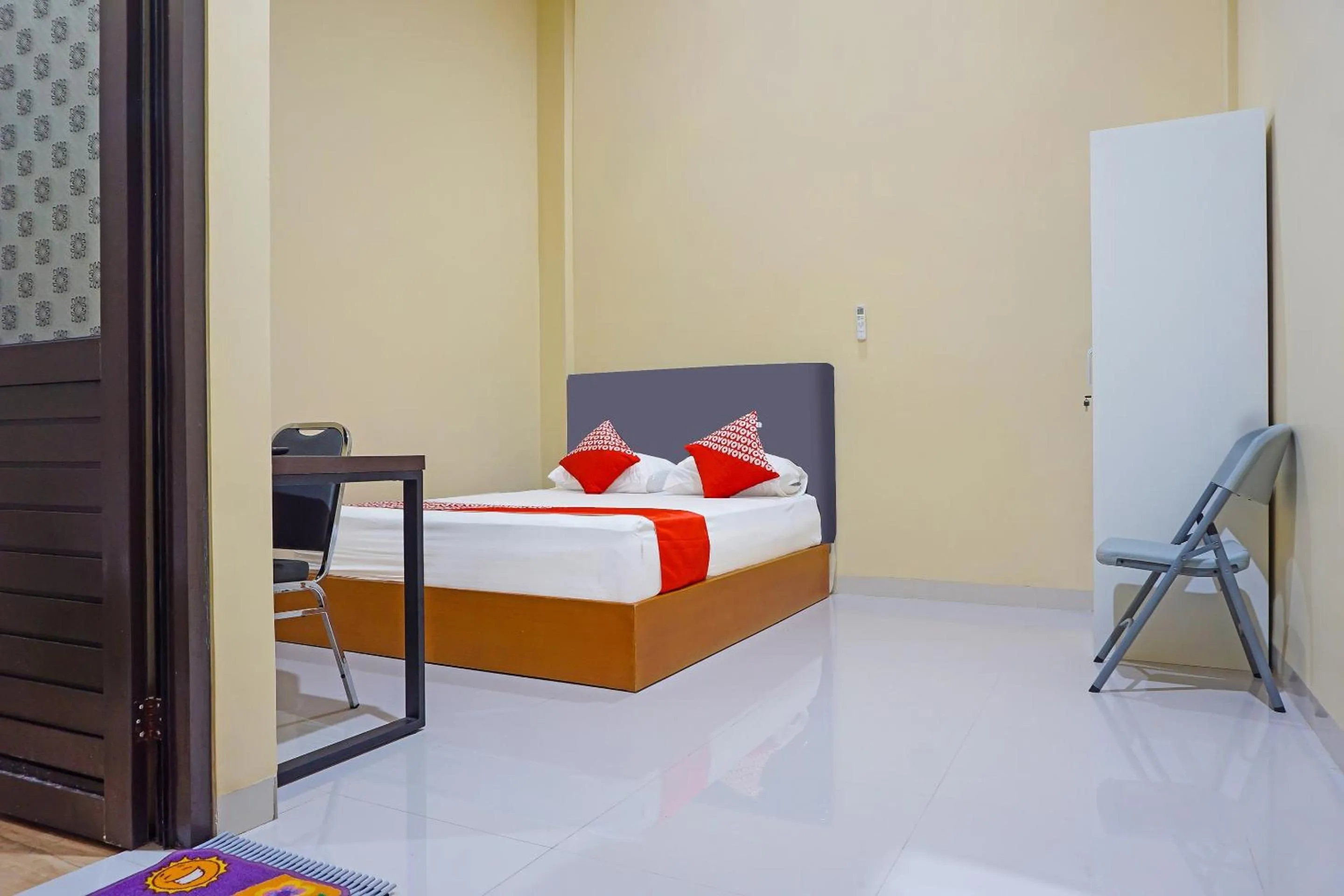 Bedroom in Hotel O Homestay Anitha Syariah Makassar