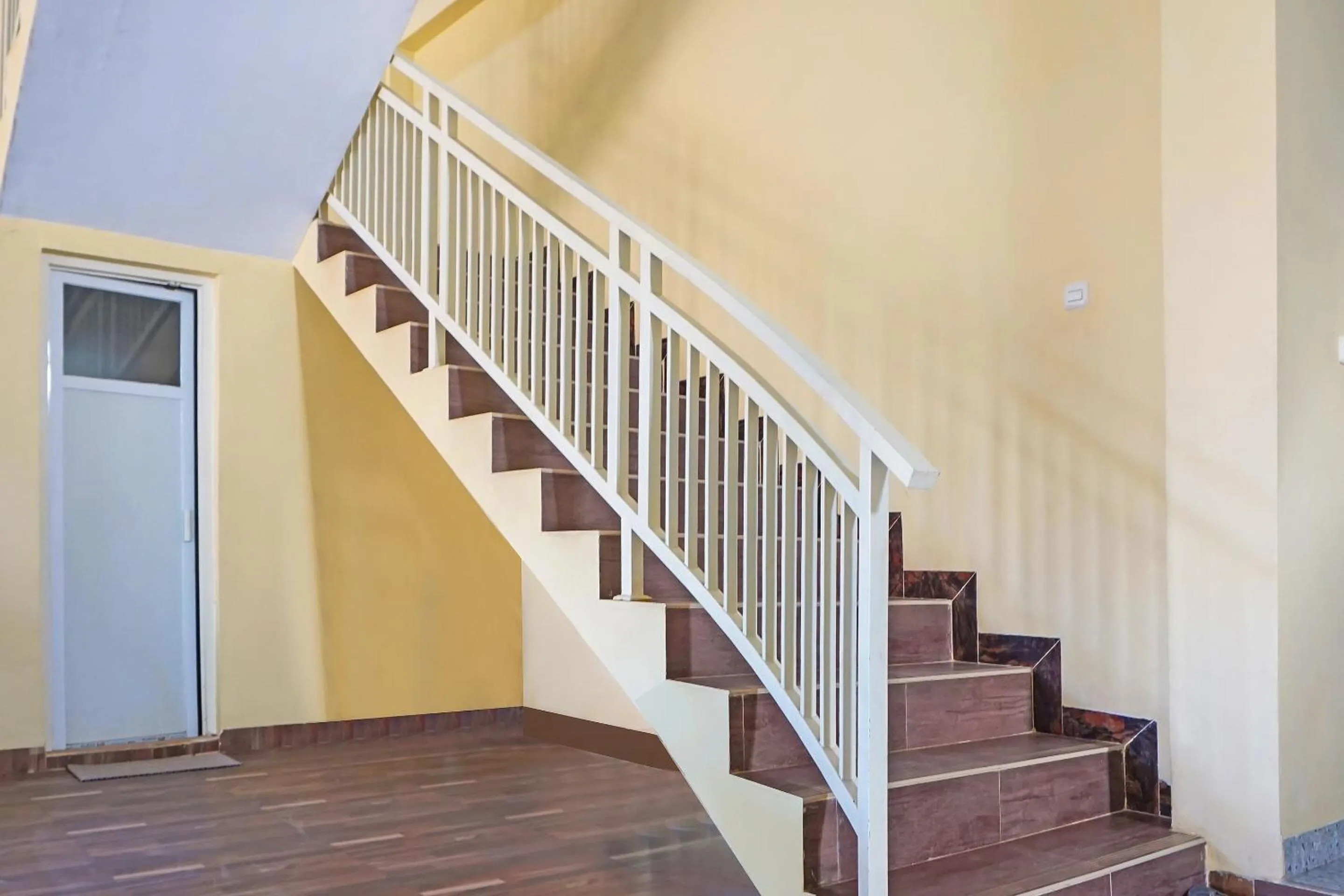 Lobby or reception in Hotel O Homestay Anitha Syariah Makassar