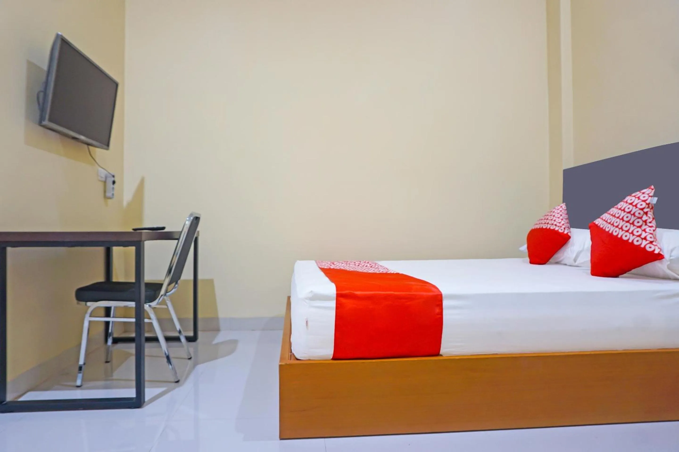 Bedroom in Hotel O Homestay Anitha Syariah Makassar