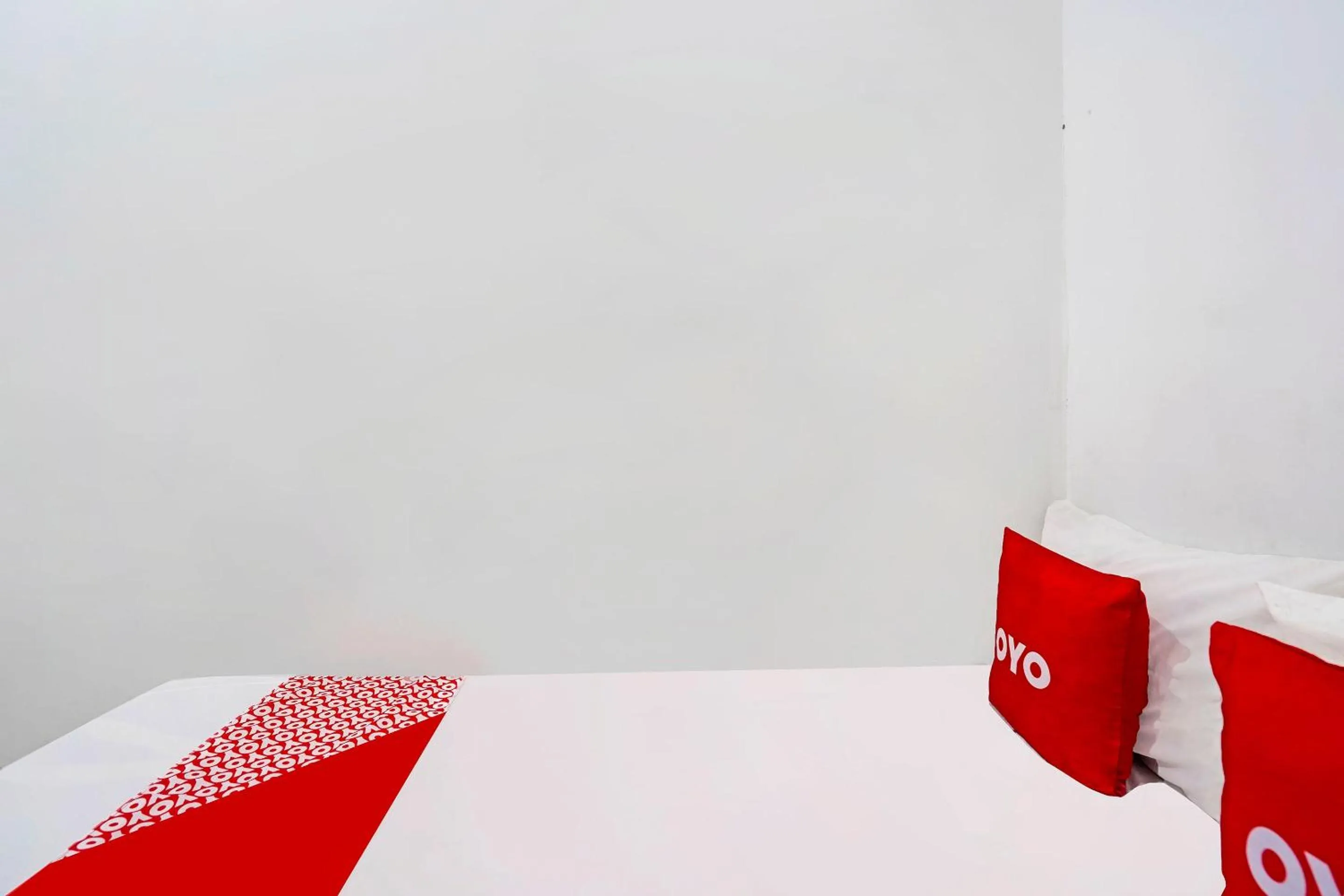 Bedroom, Bed in OYO Life 91670 Mannsur Homestay Syariah