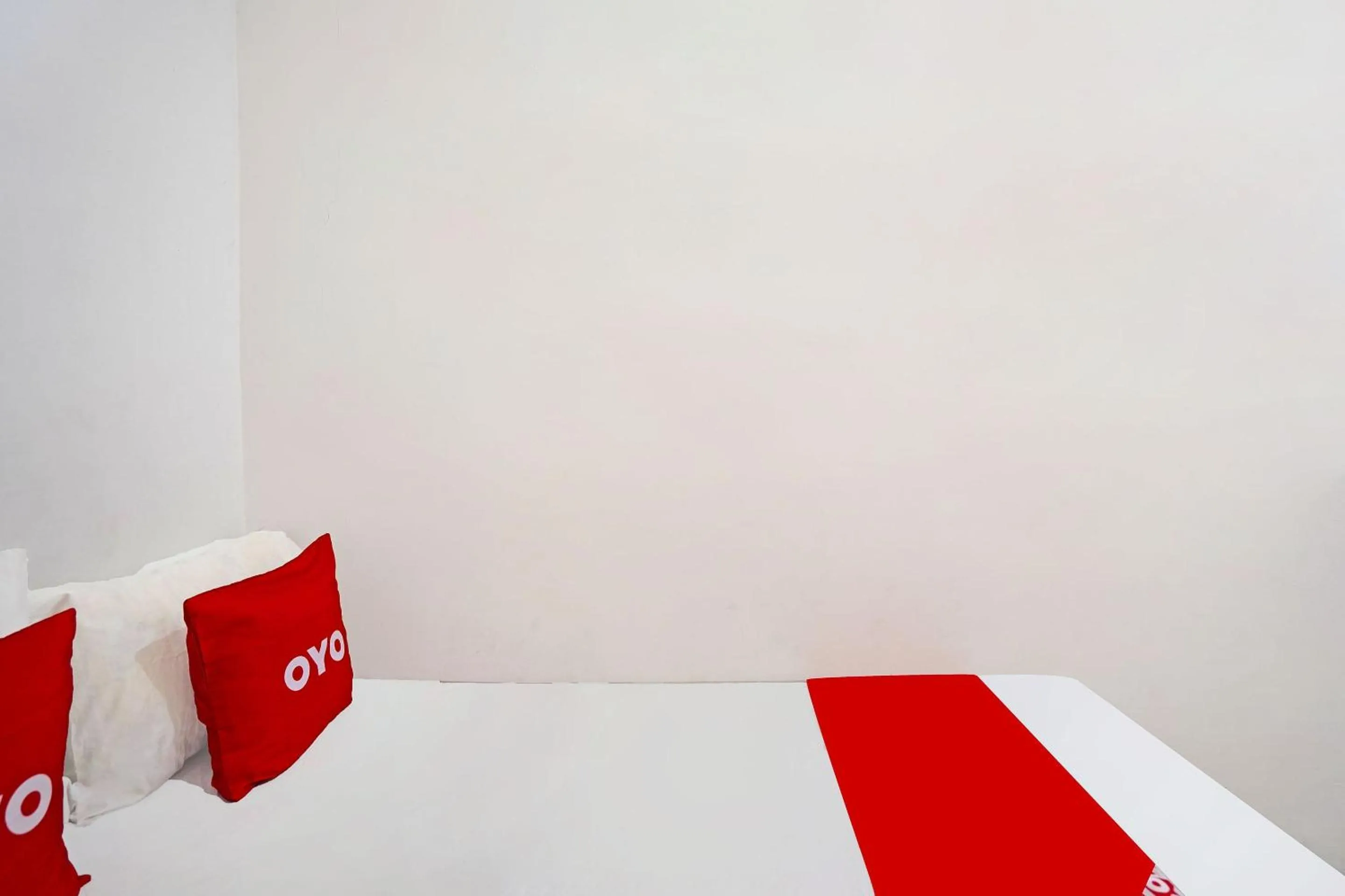 Bedroom, Bed in OYO Life 91670 Mannsur Homestay Syariah