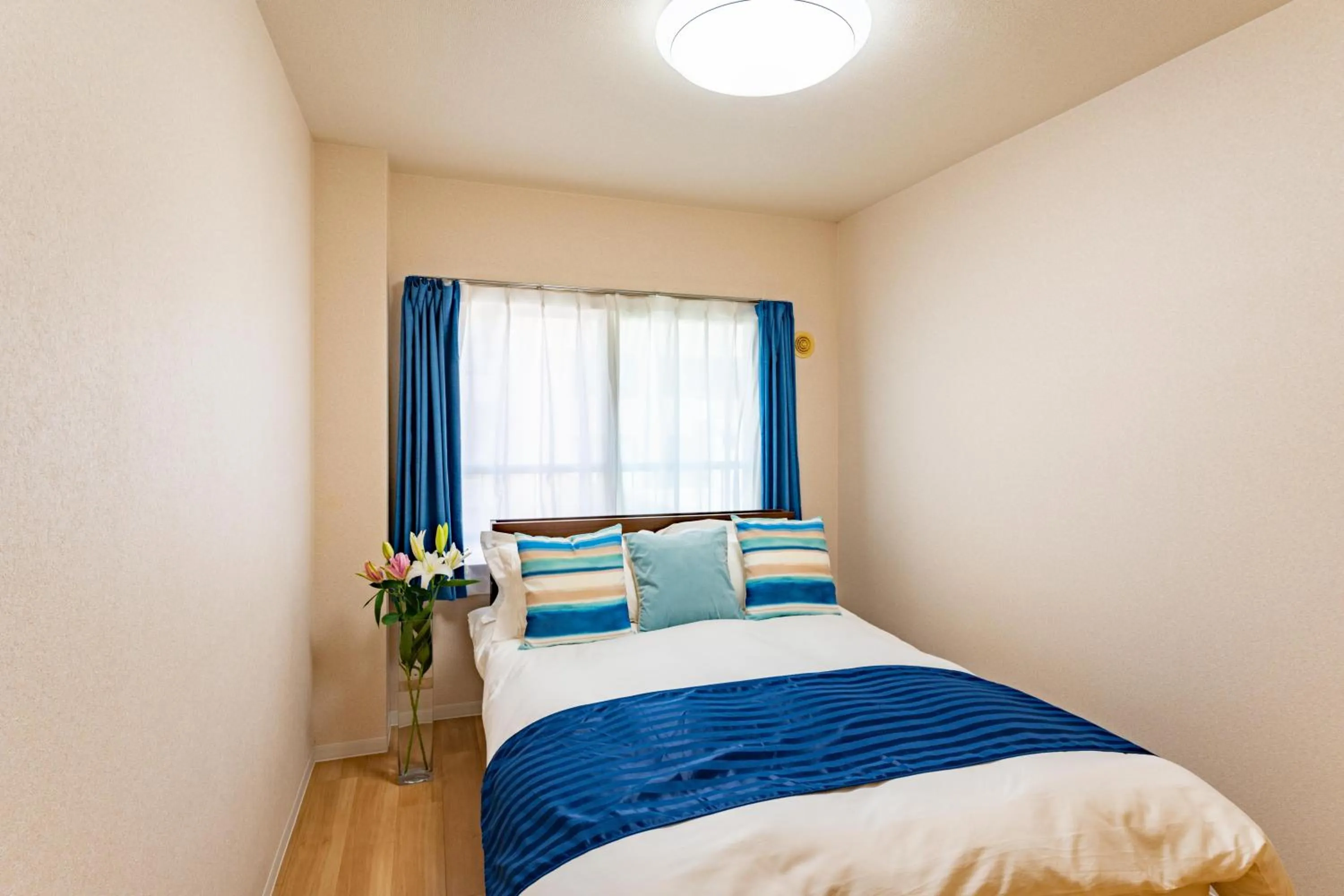 Bed in Sapporo Residential Juno