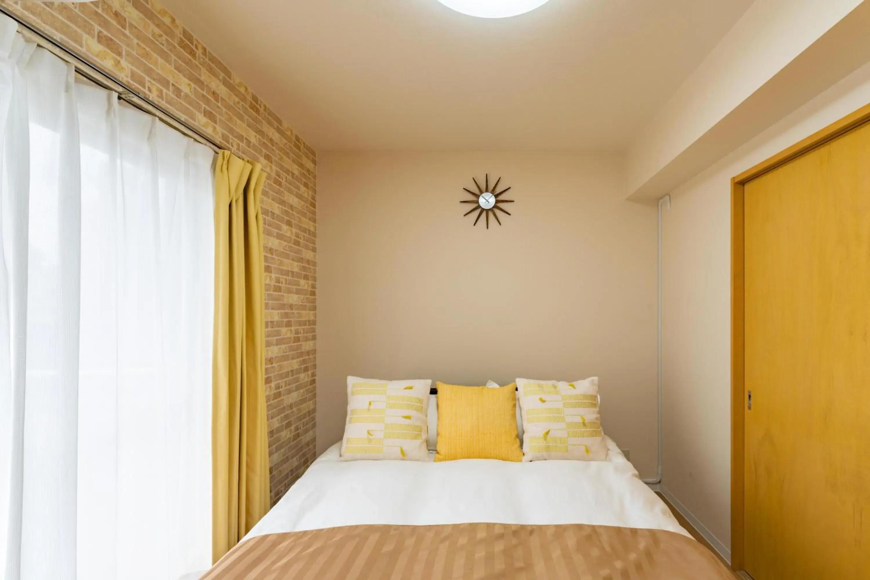 Bed in Sapporo Residential Juno Bed in Sapporo Residential Juno