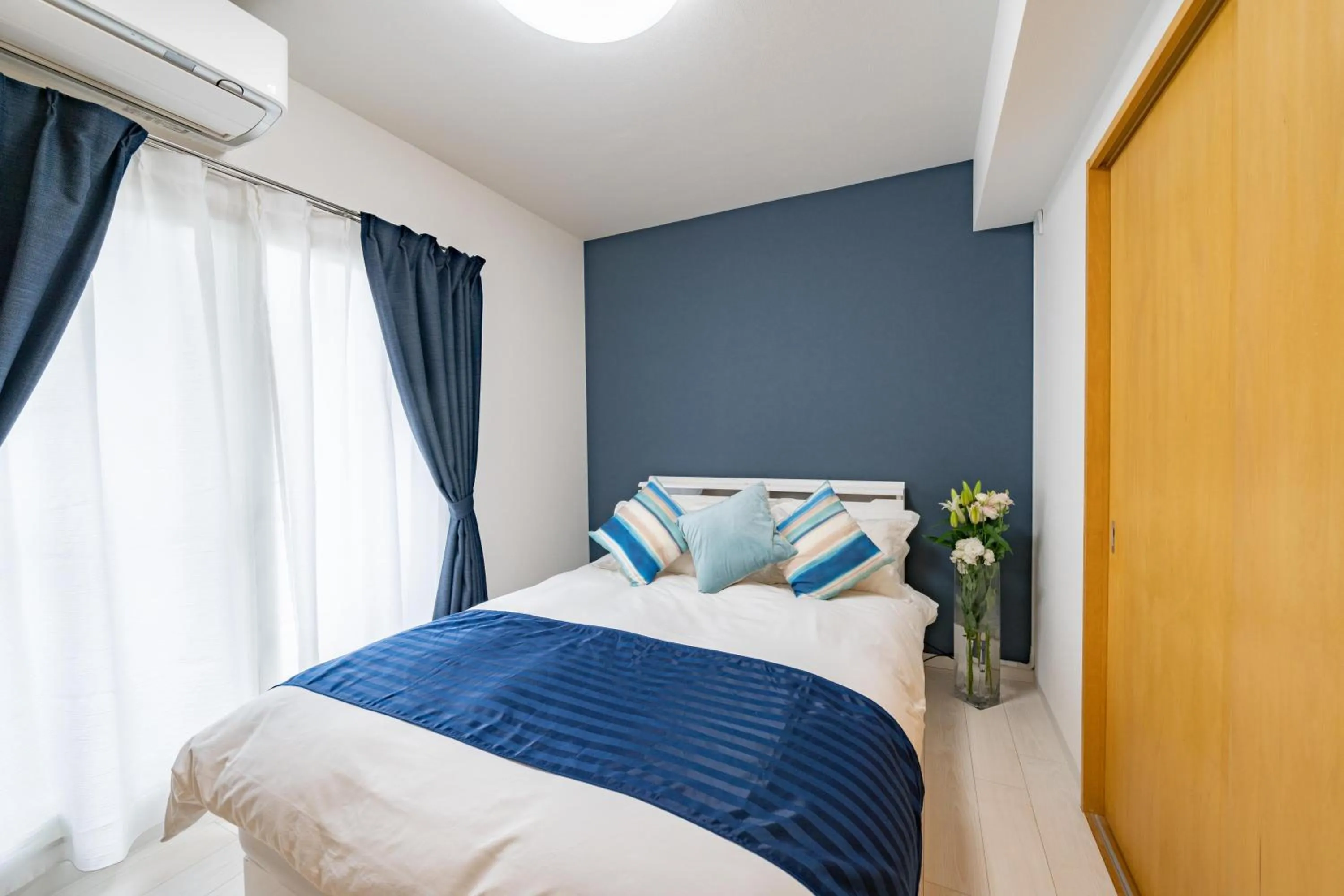 Bed in Sapporo Residential Juno