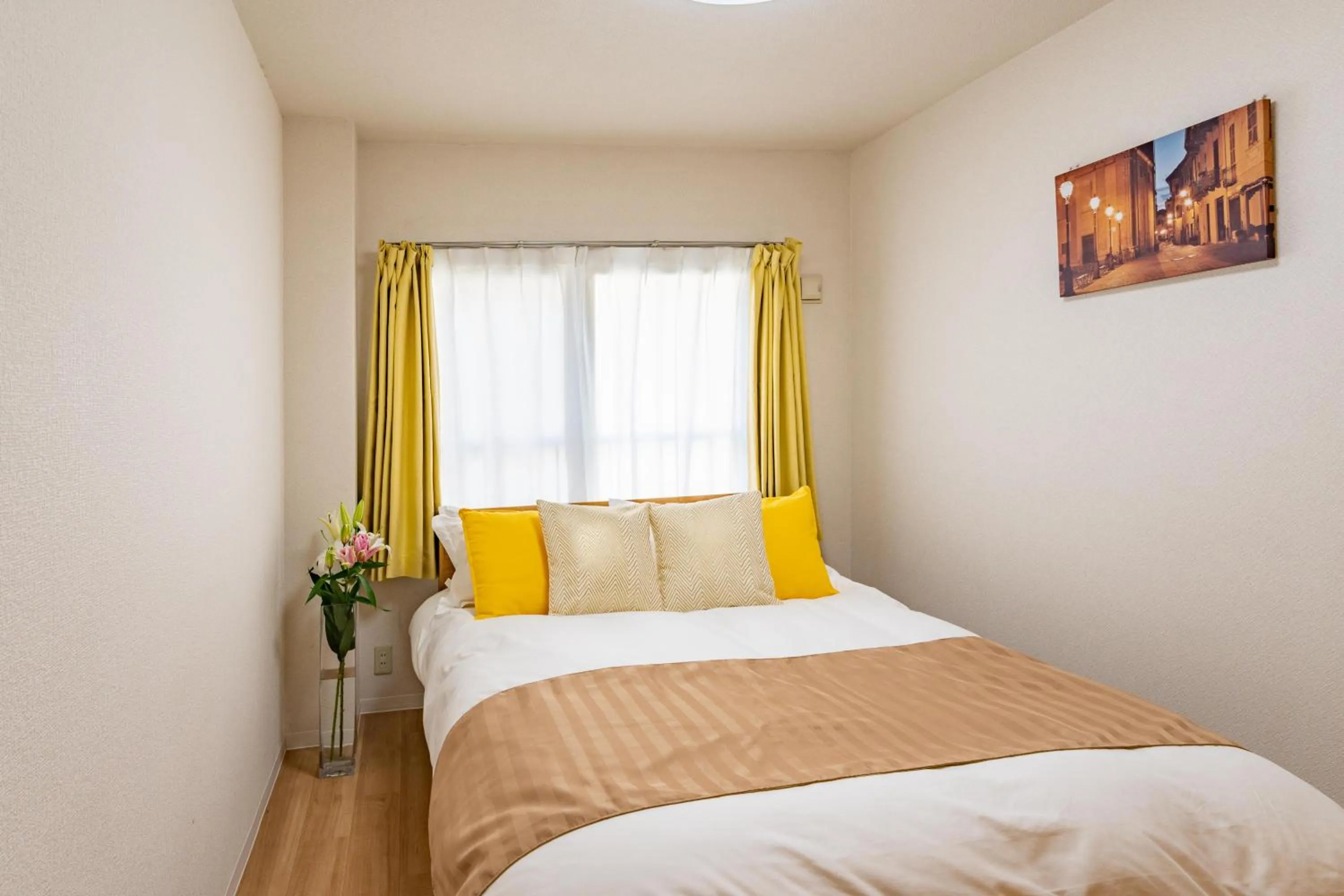 Bed in Sapporo Residential Juno